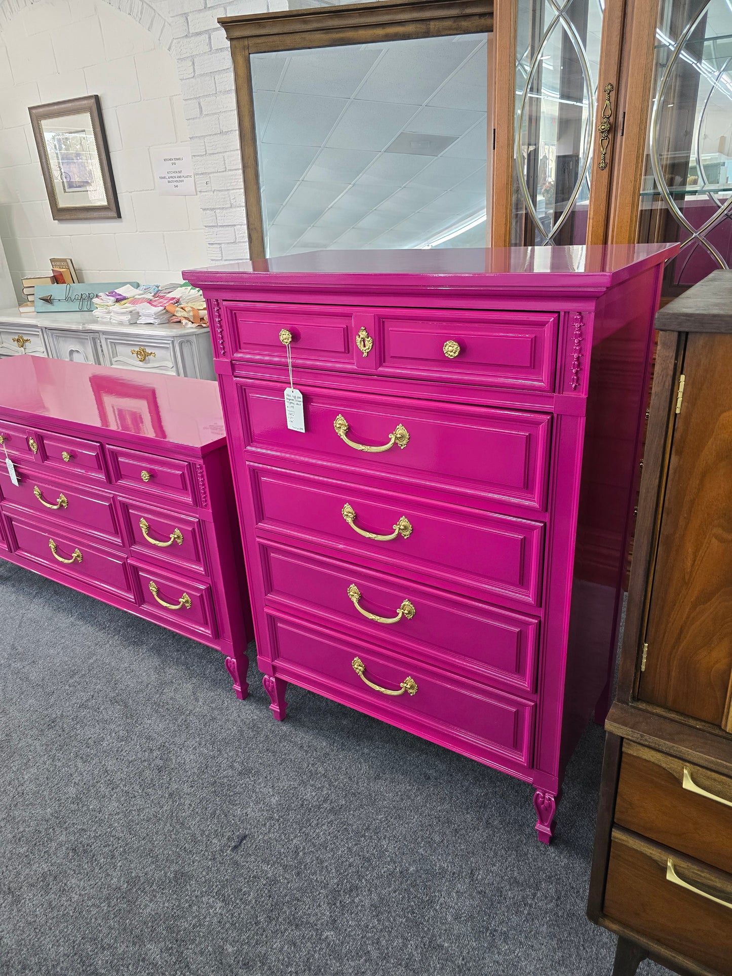 Dixie Regency lacquered high gloss chest