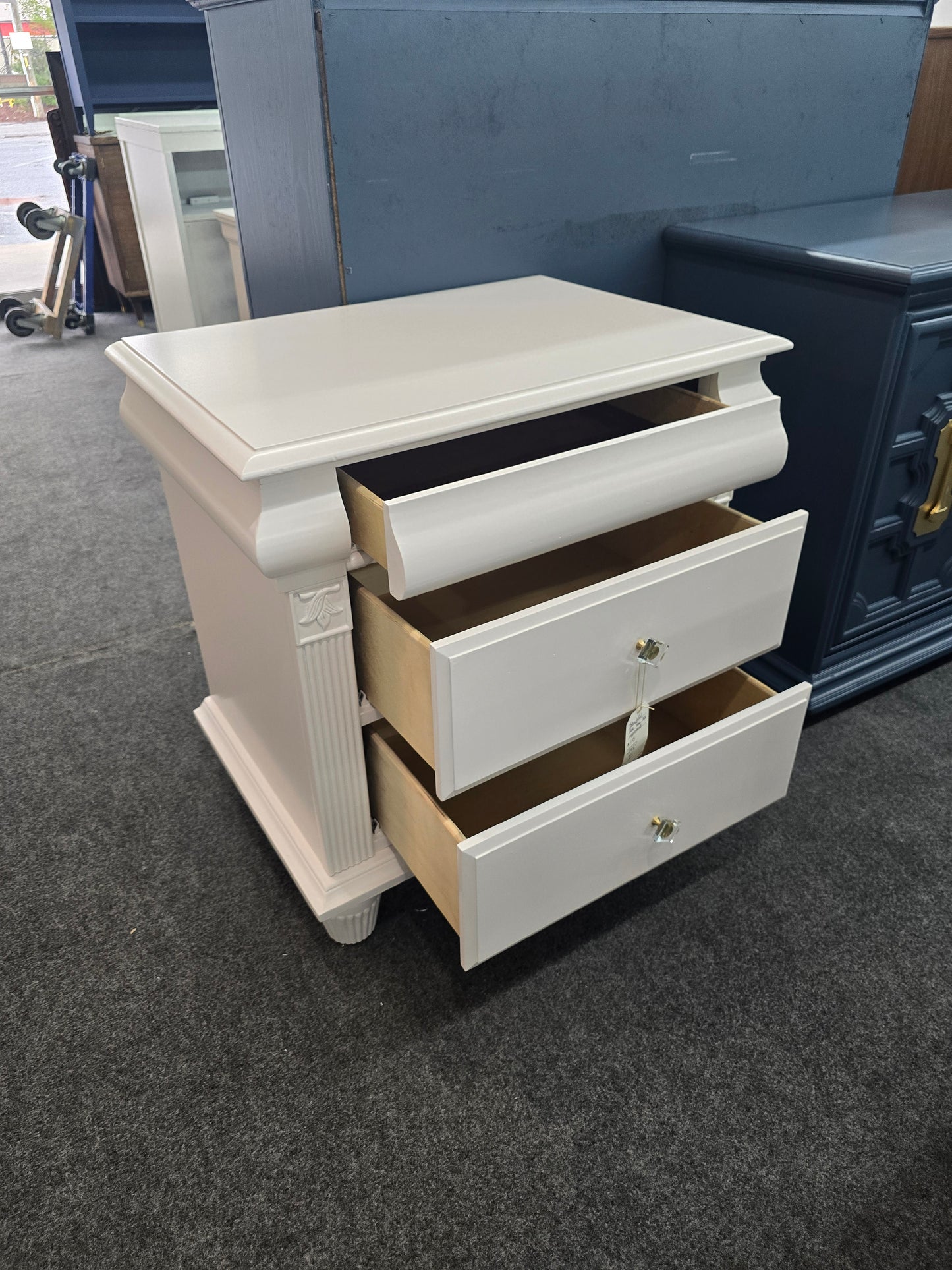 Cute 3 drawers pale pink nightstand