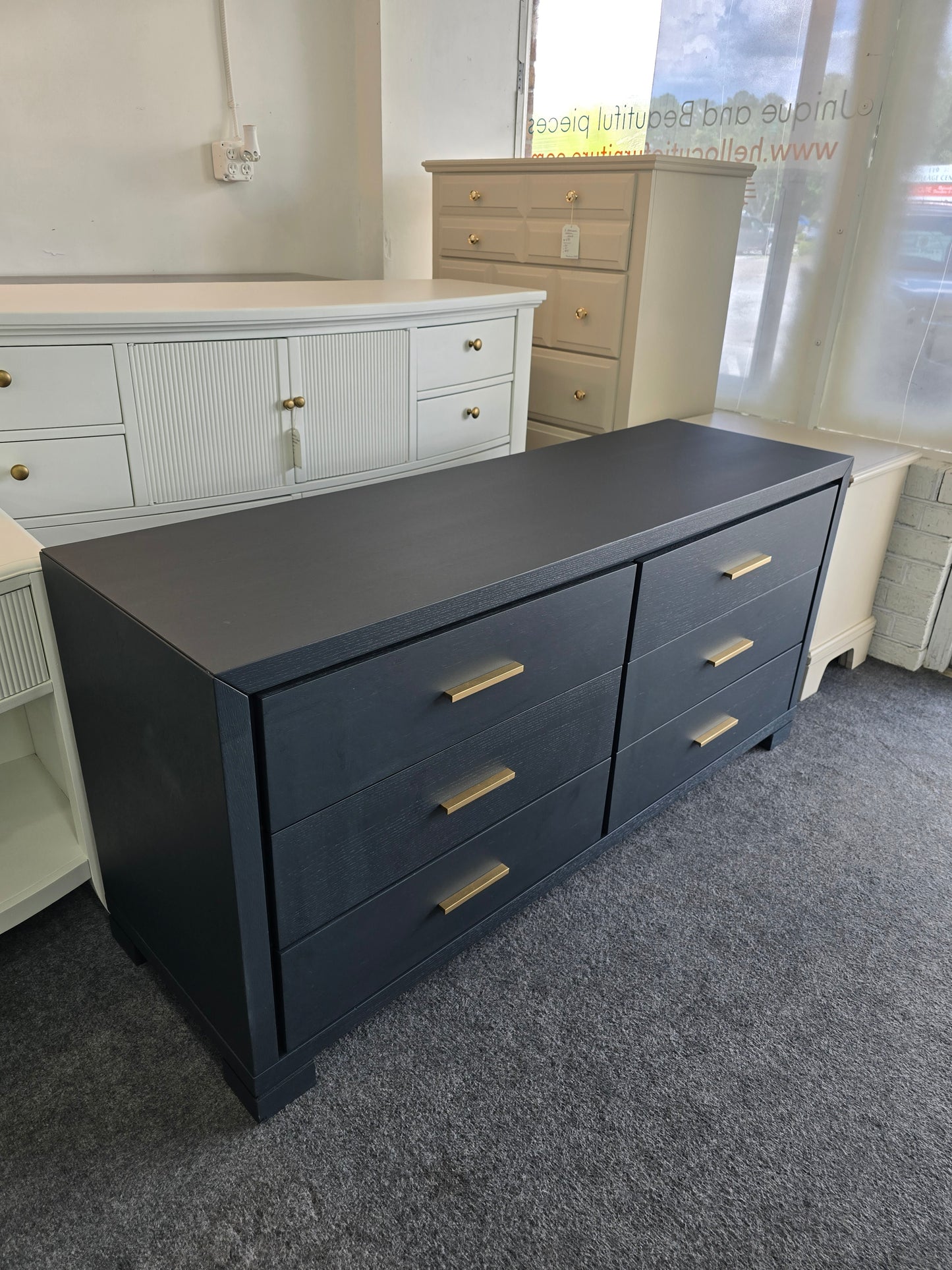 6 drawers inkwell dresser