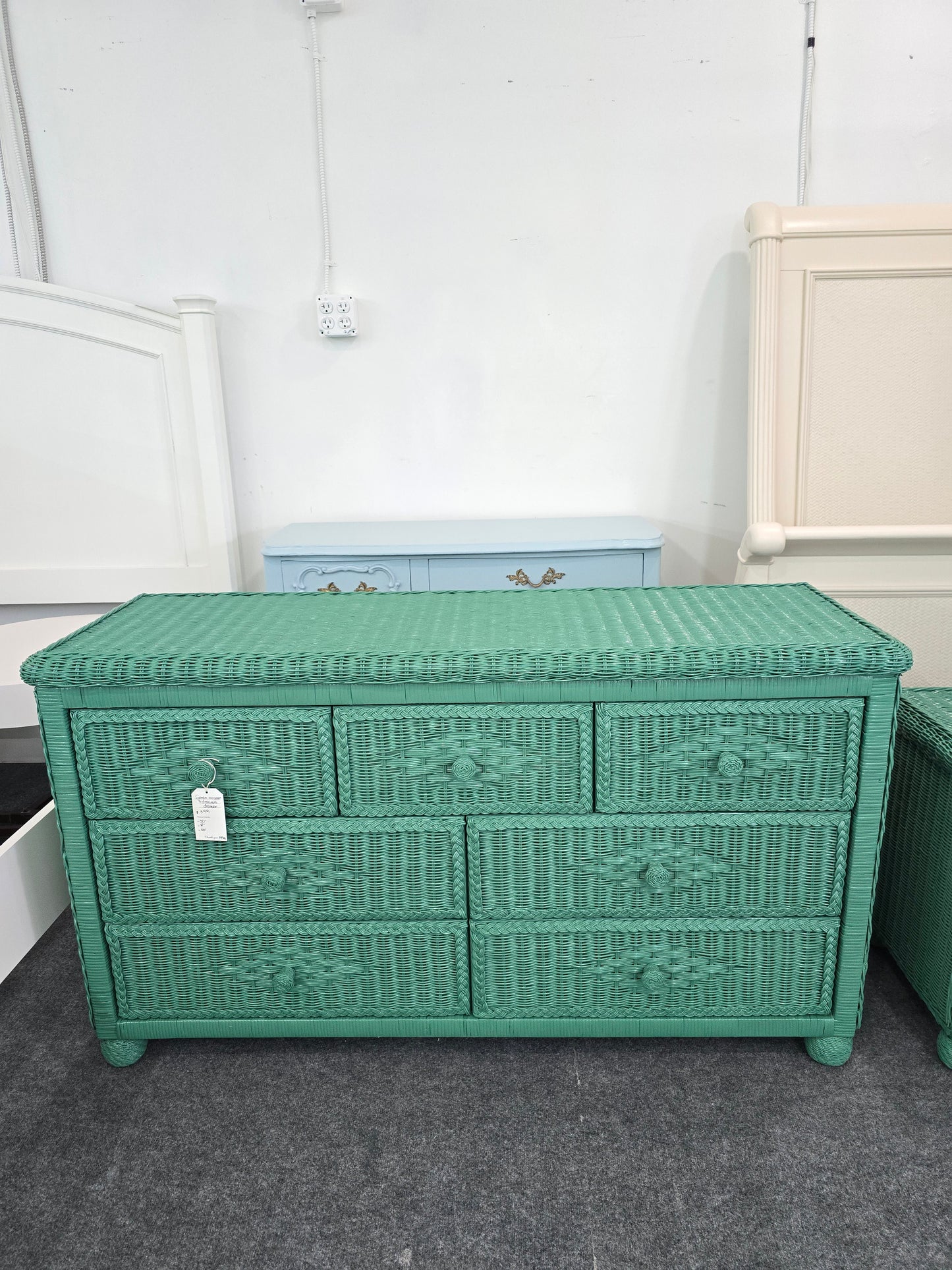Green wicker 7 drawers dresser