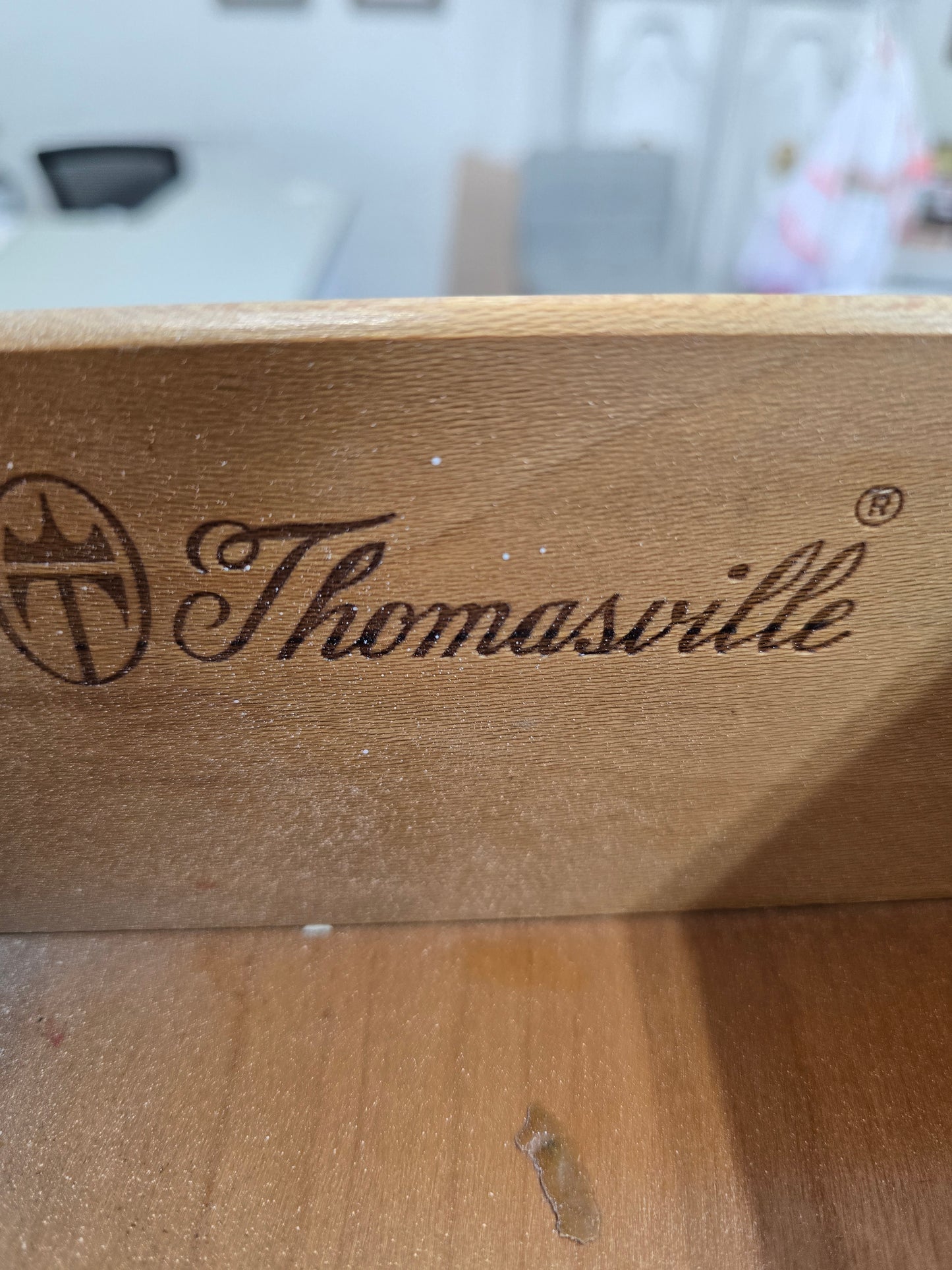 Thomasville Regency white lacquered chest