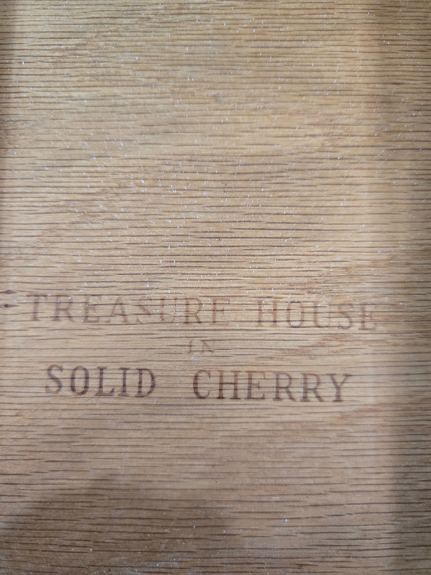 Solid wood Link Taylor cream chest