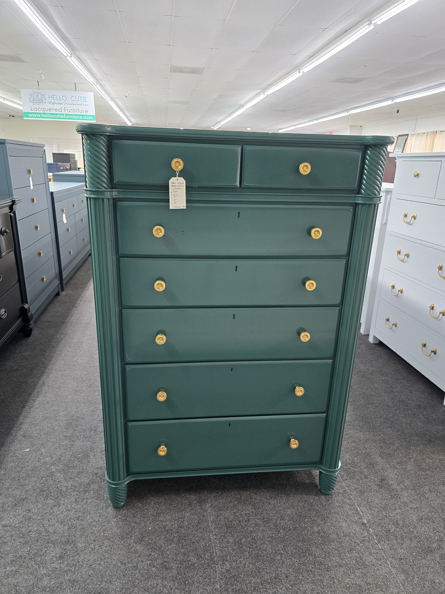 Mount Vernon green lacquered chest