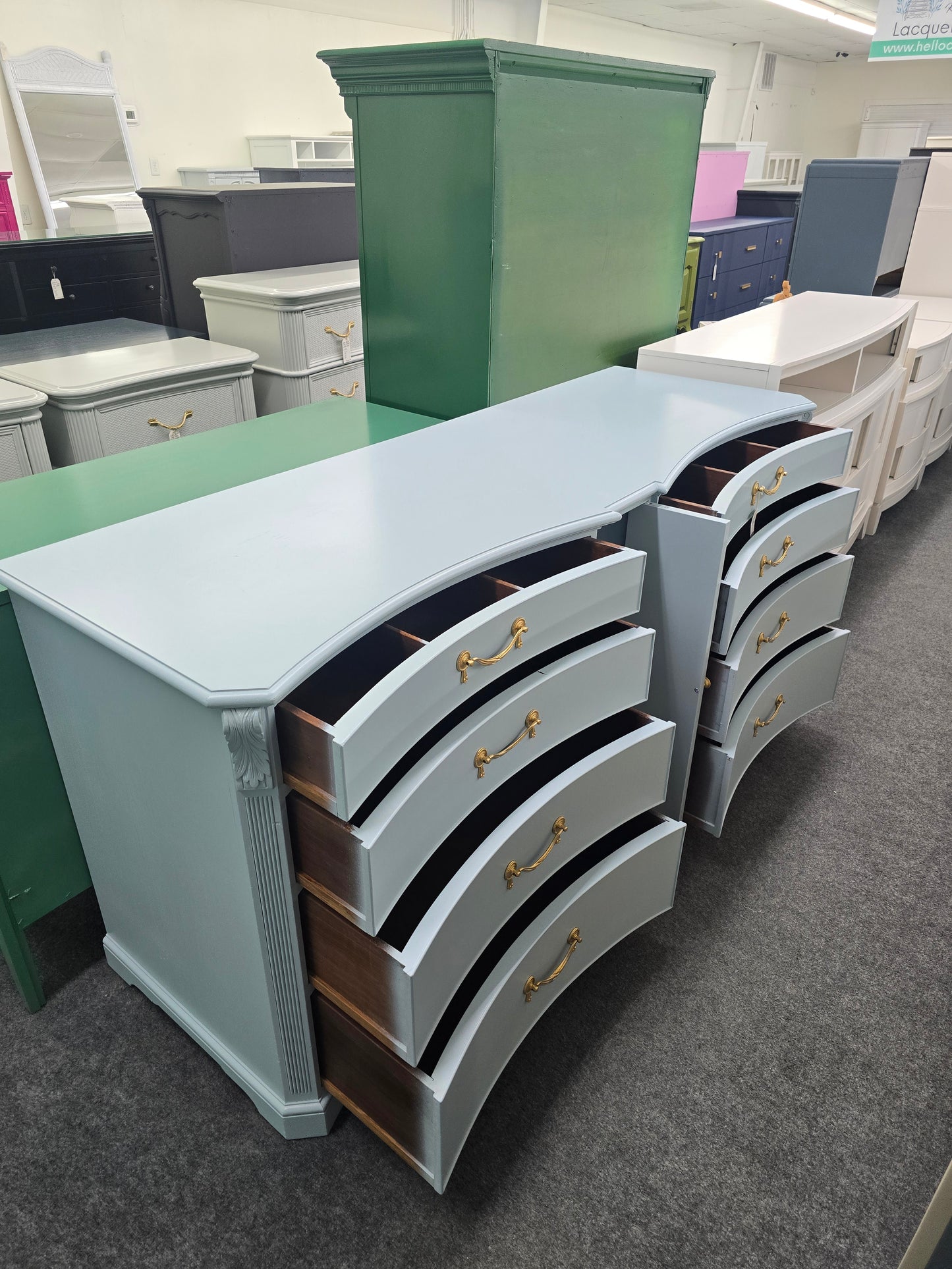 Solid wood baby blue 8 drawers dresser