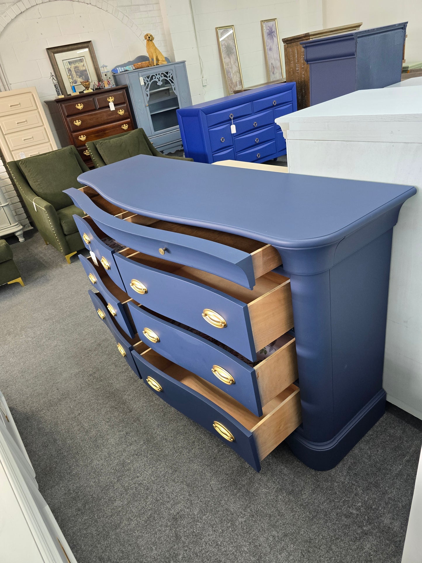8 drawers naval dresser