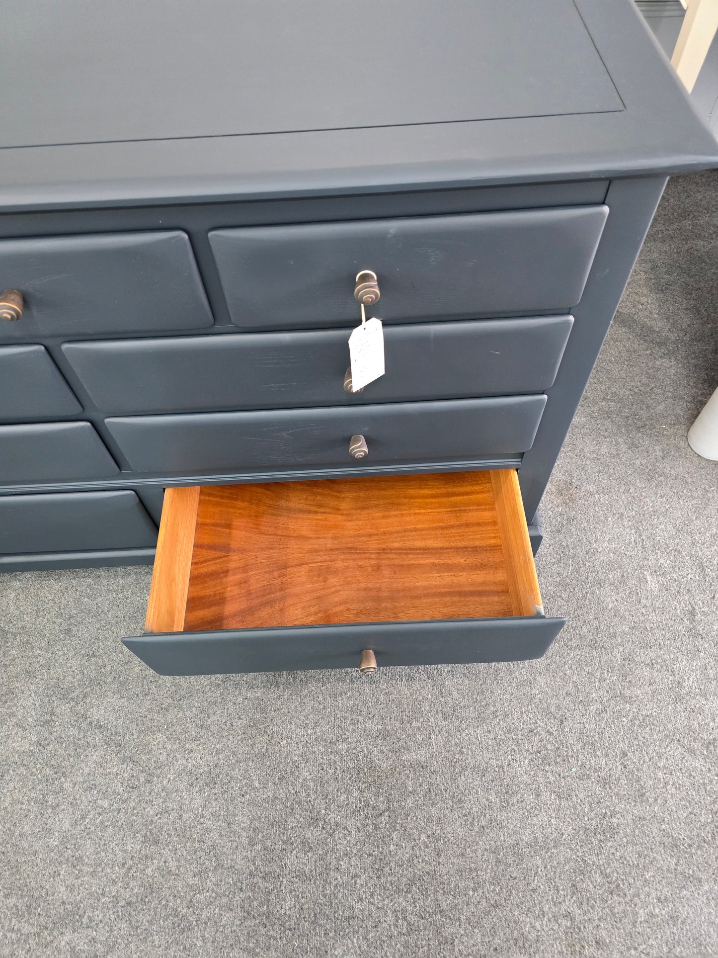 Link Taylor inkwell dresser