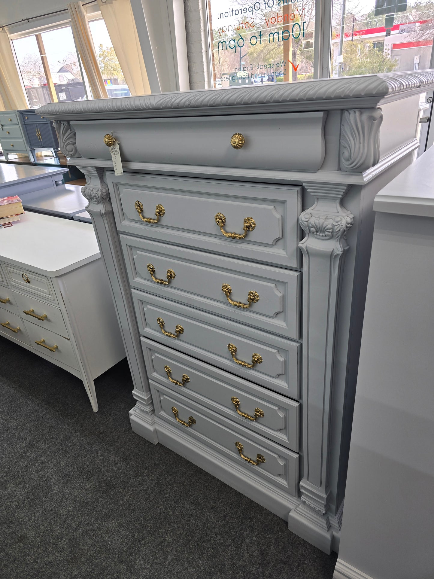6 drawers light gray chest