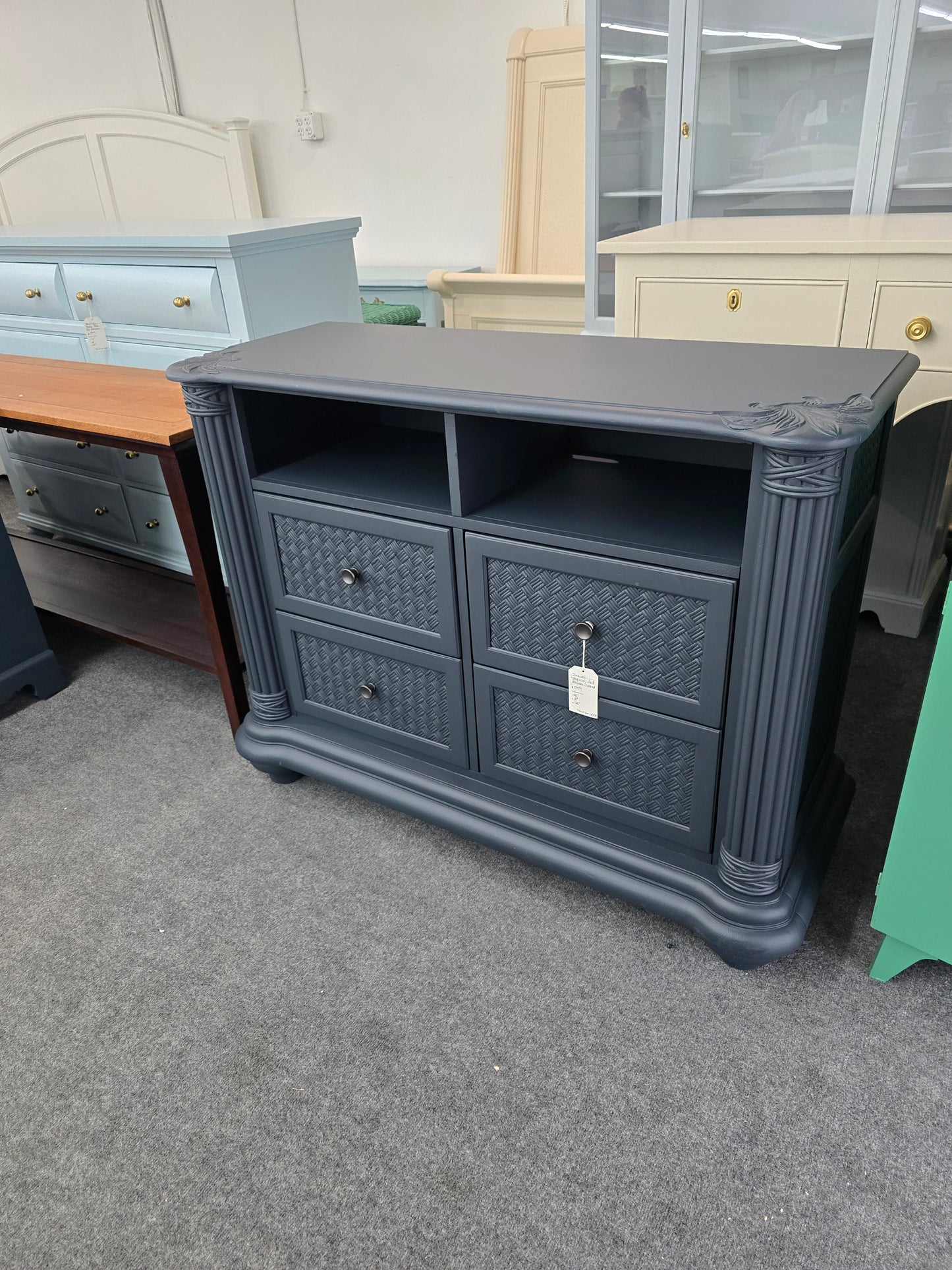 Inkwell tropical 4 drawers dresser/stand