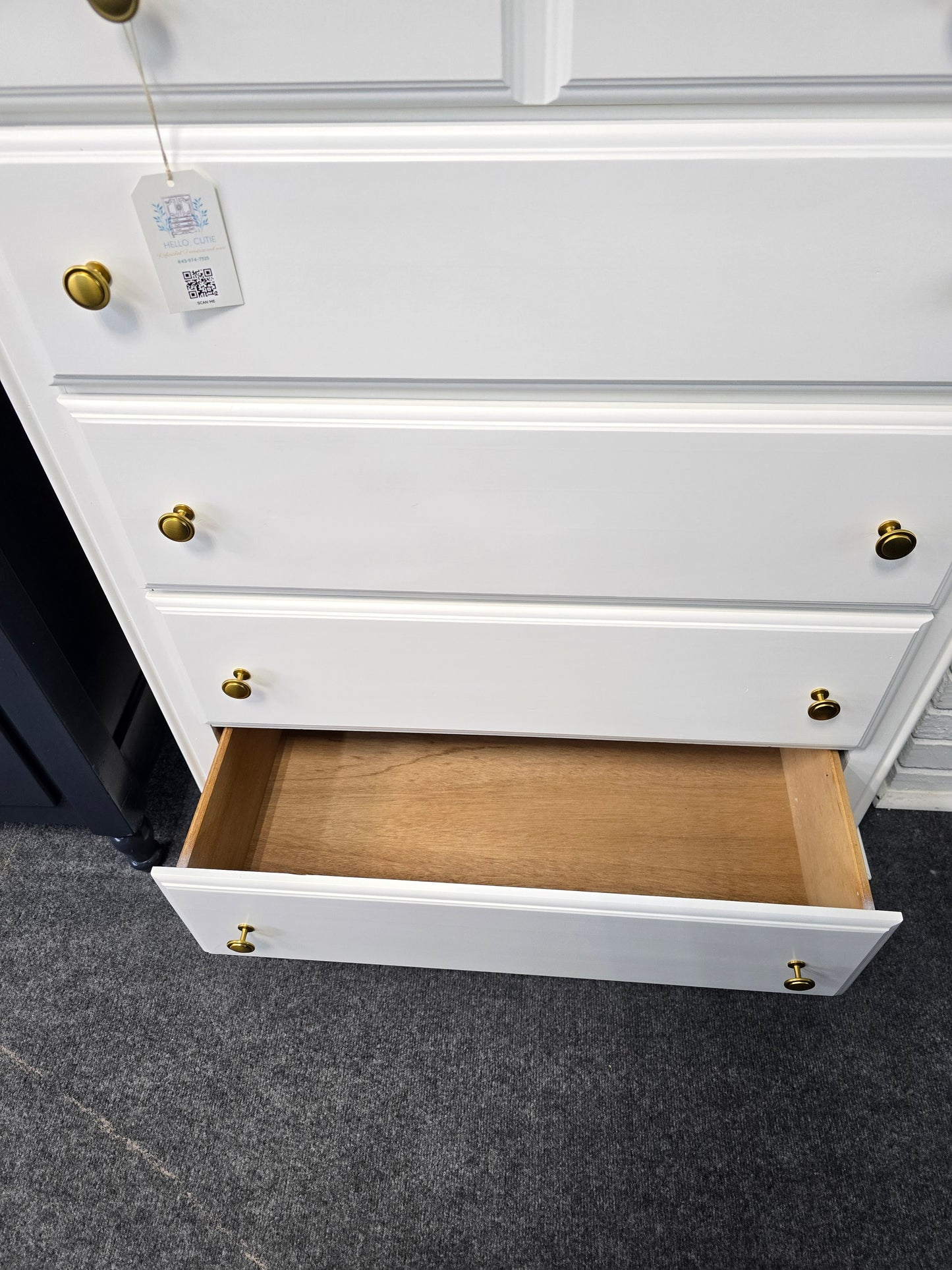 Cute off white Kincaid chest
