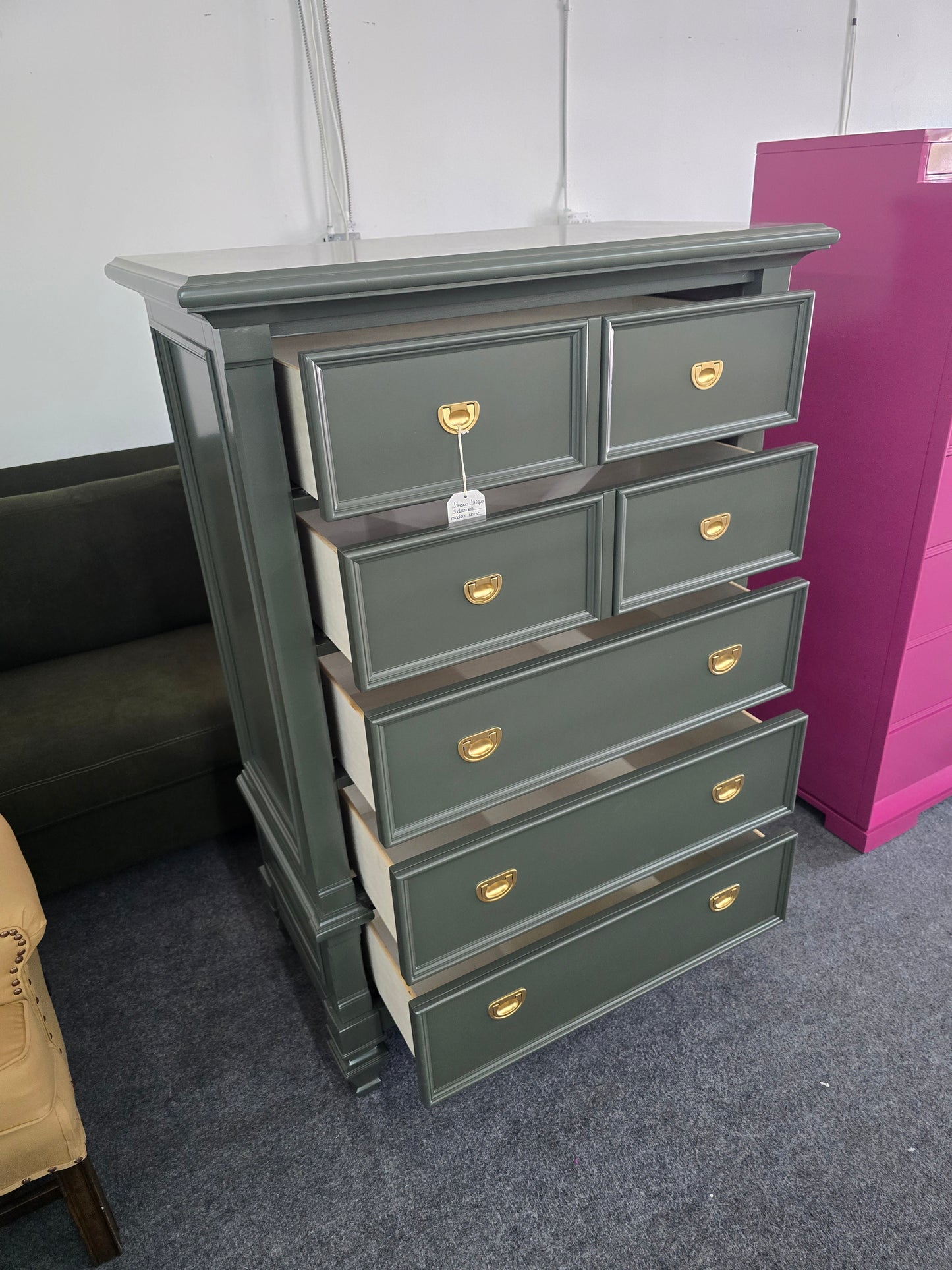 5 drawers green lacquered chest