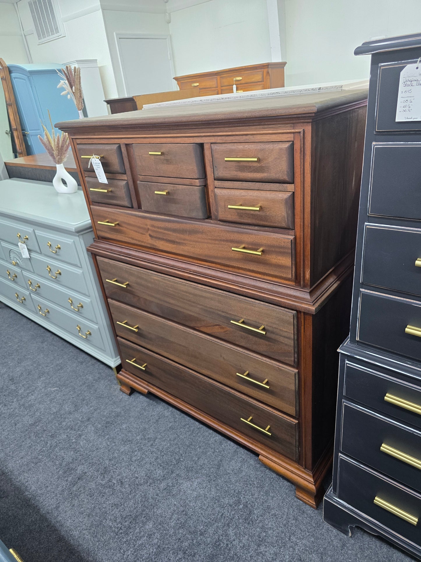 Link Taylor solid wood chest