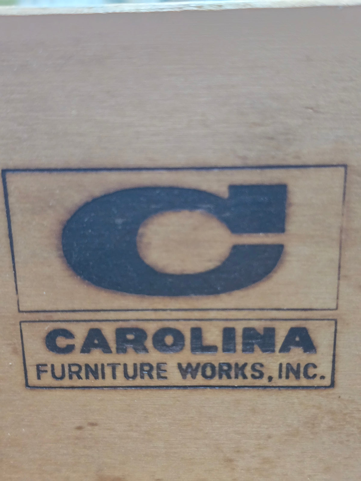 6 drawers light gray Carolina dresser