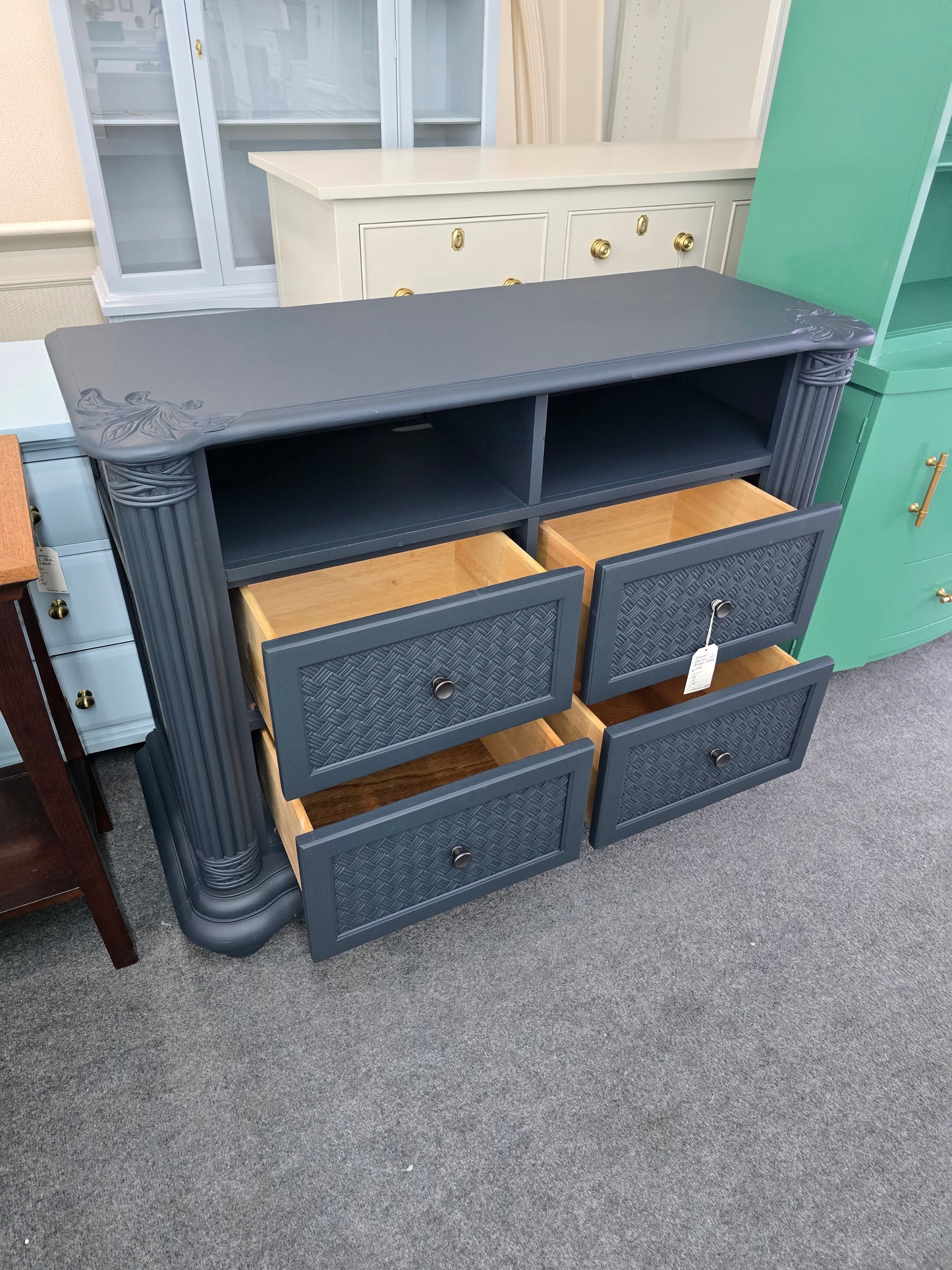 Inkwell tropical 4 drawers dresser/stand