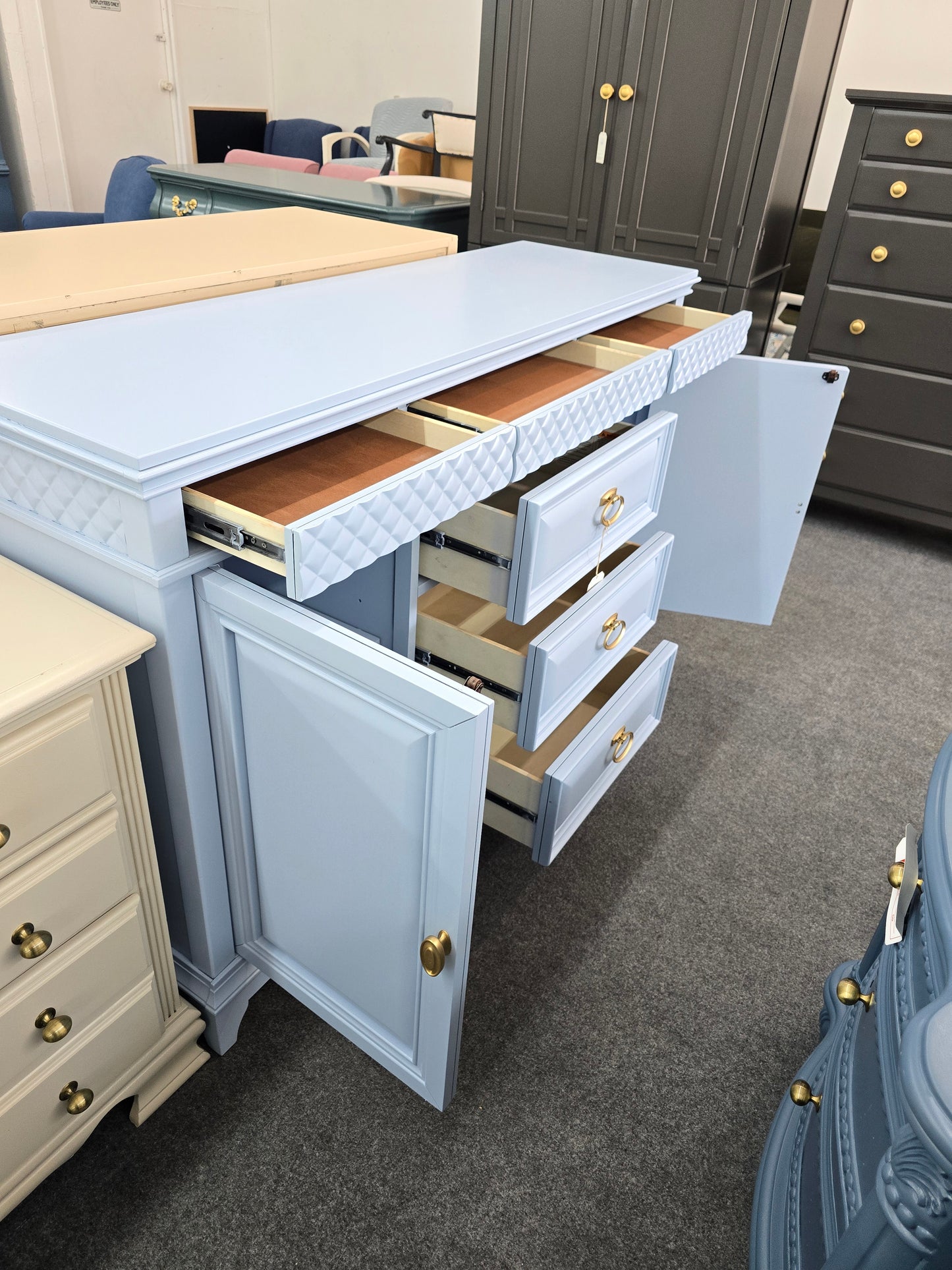 Super cute blue 6 drawers 2 doors dresser