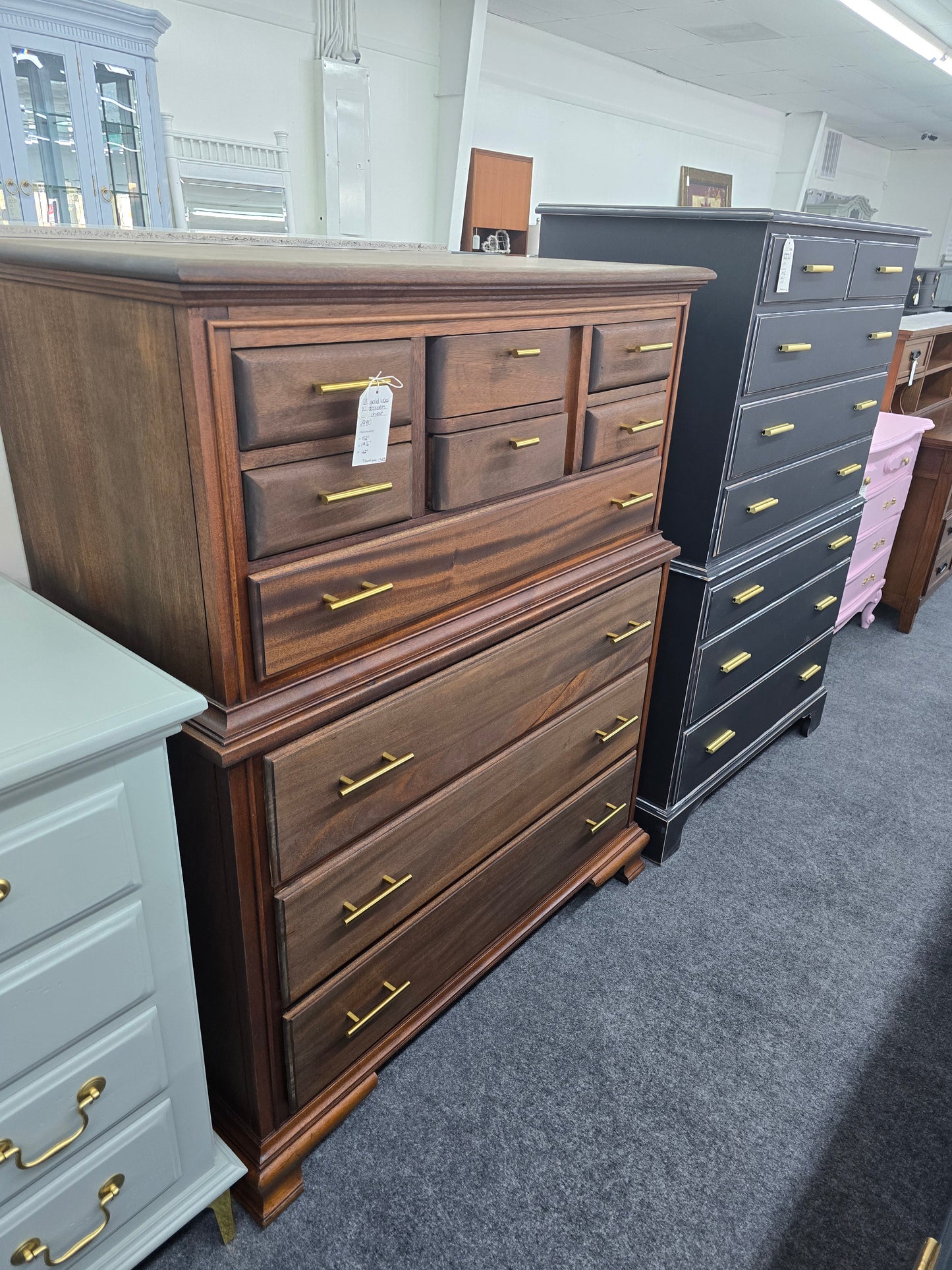 Link Taylor solid wood chest