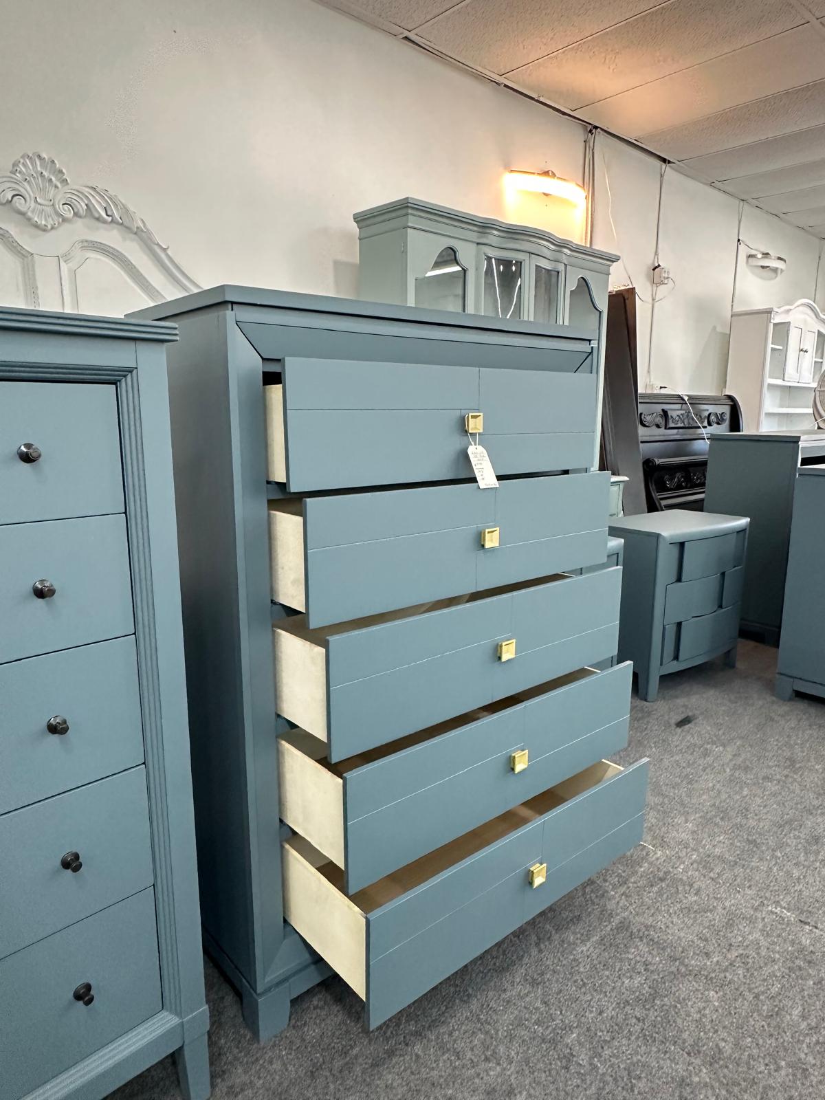 7 drawers blue gray chest