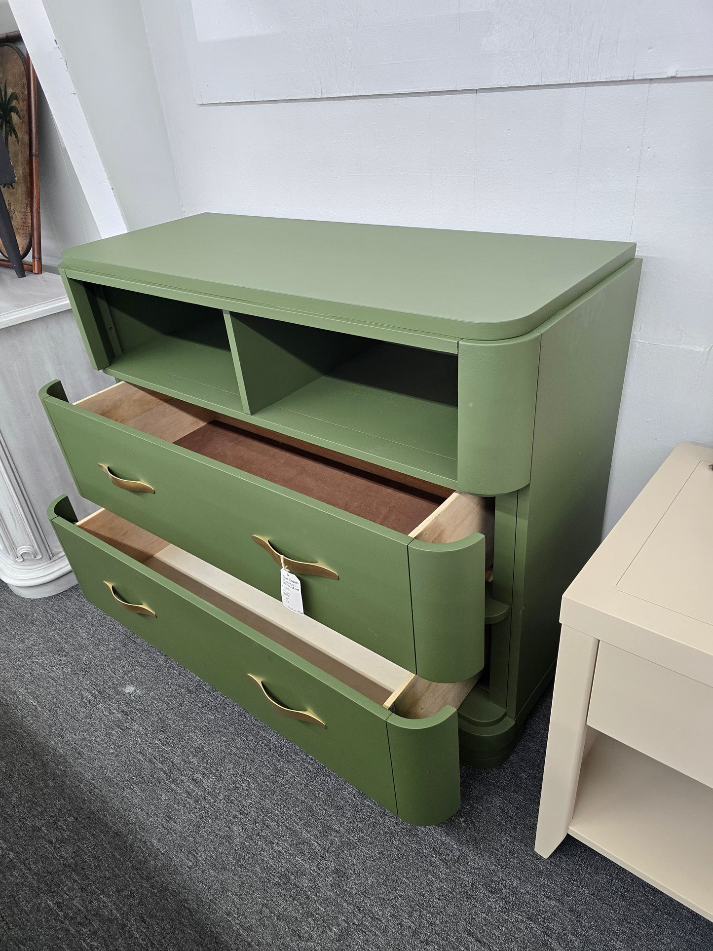 Secret garden 2 drawers dresser/stand