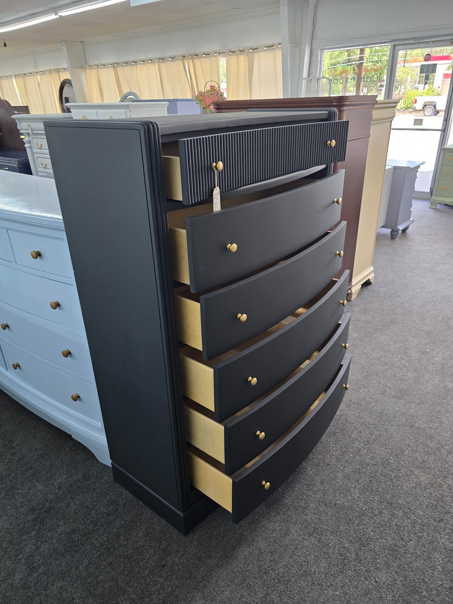 Colezione Europa inkwell chest