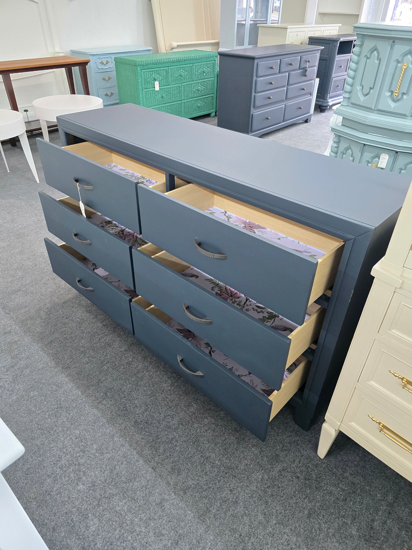 6 drawers inkwell dresser