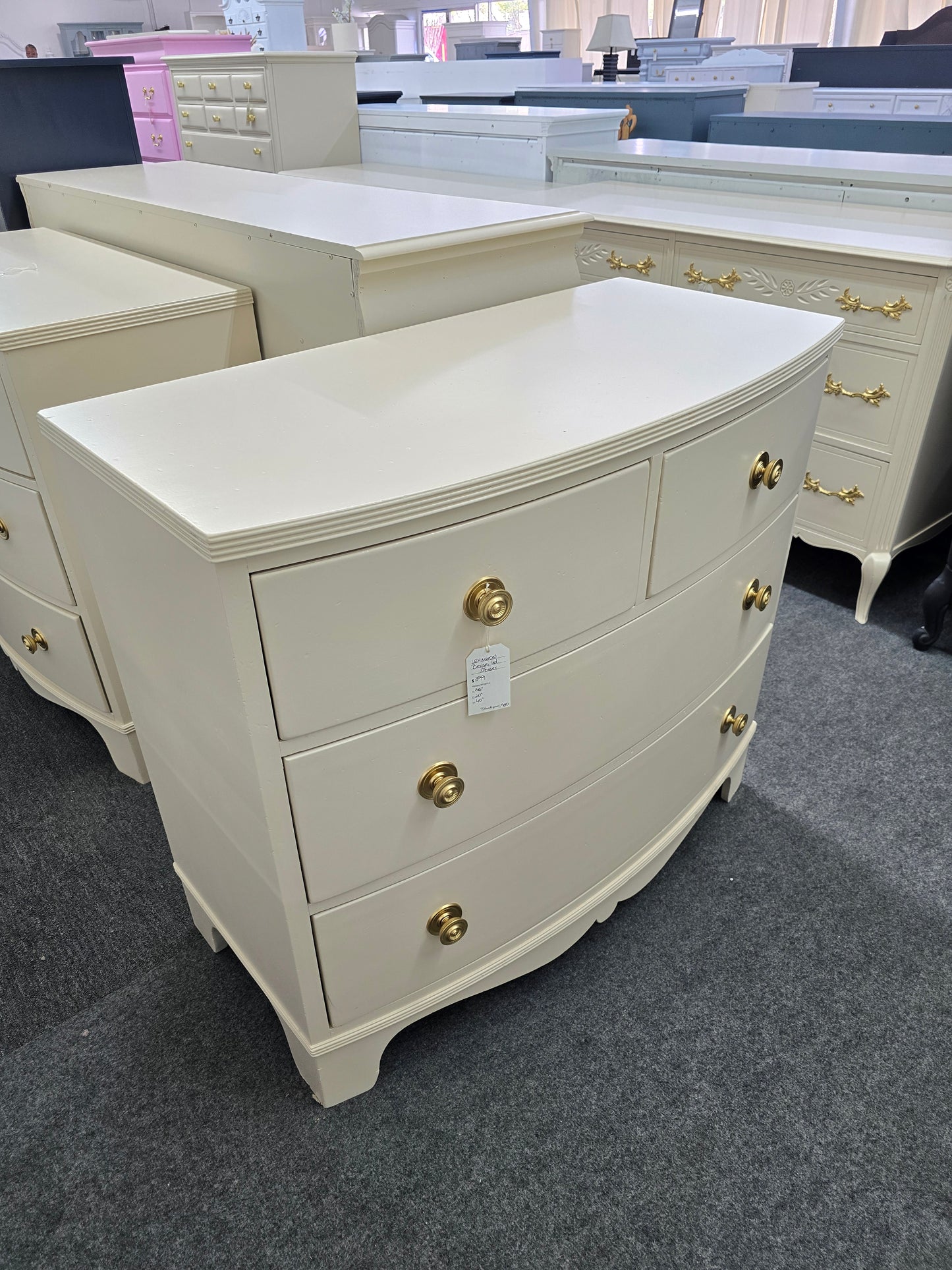 Lexington beige 4 drawers dresser