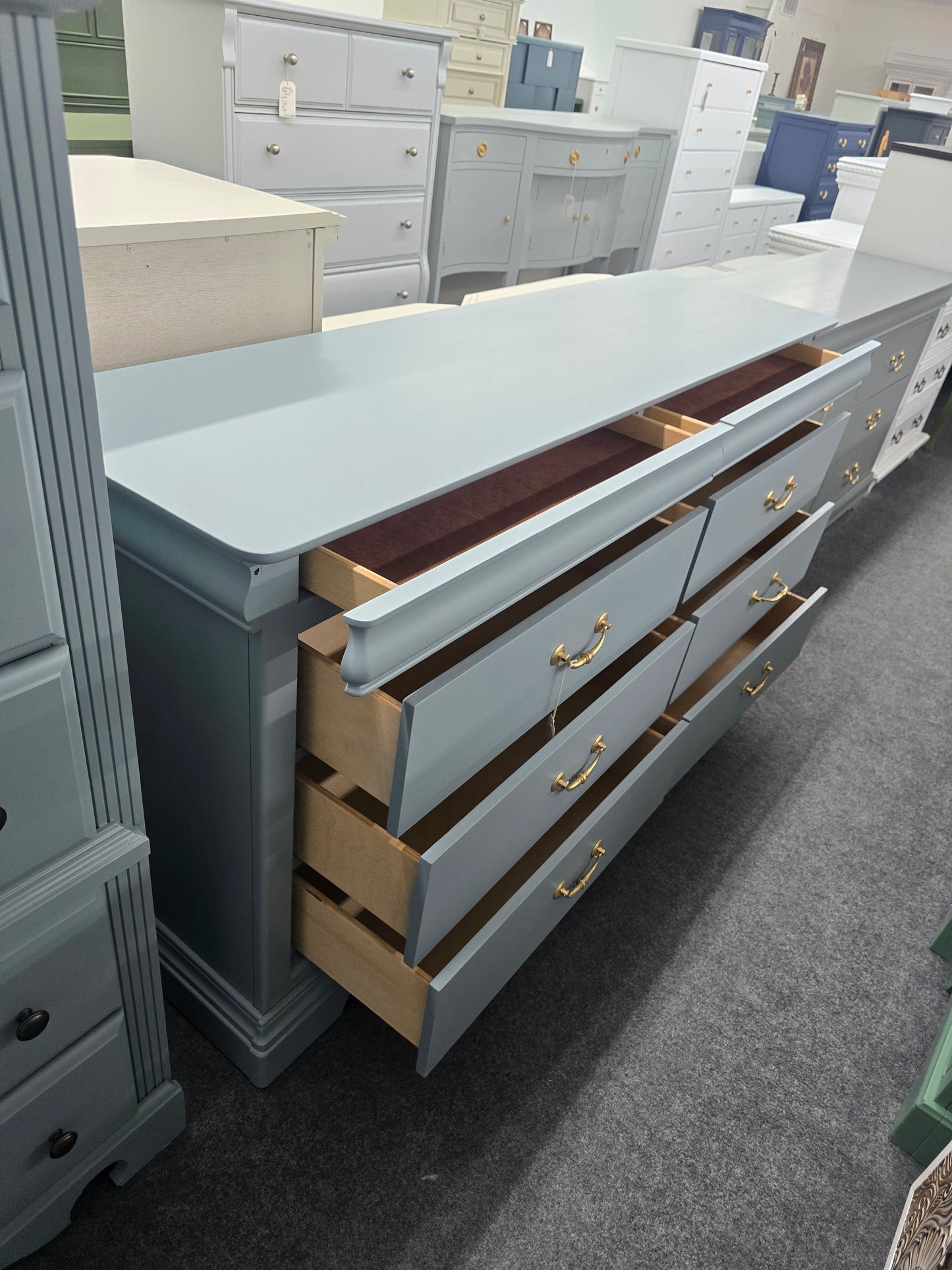 Rivers Edge teal 8 drawers dresser