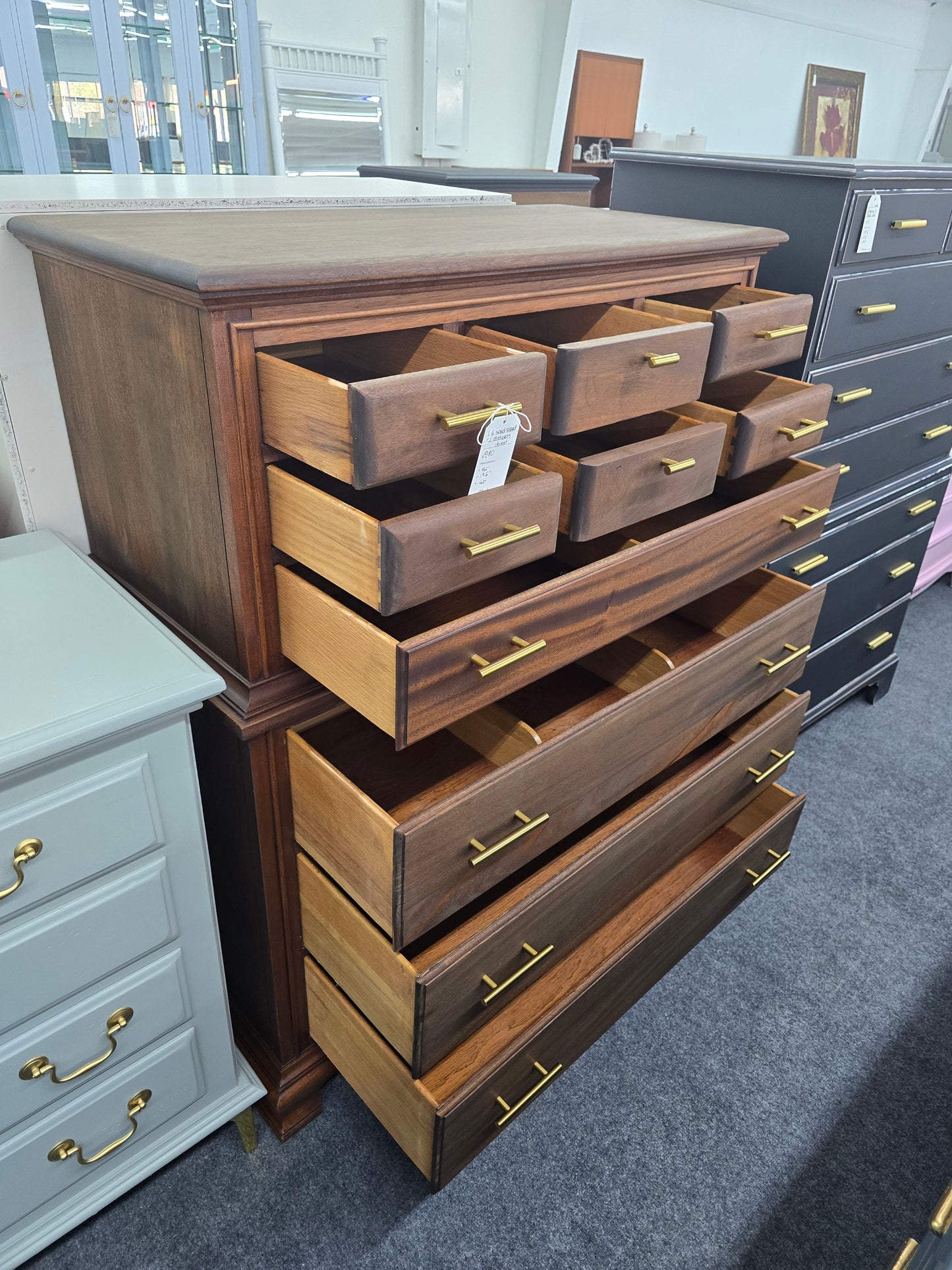 Link Taylor solid wood chest