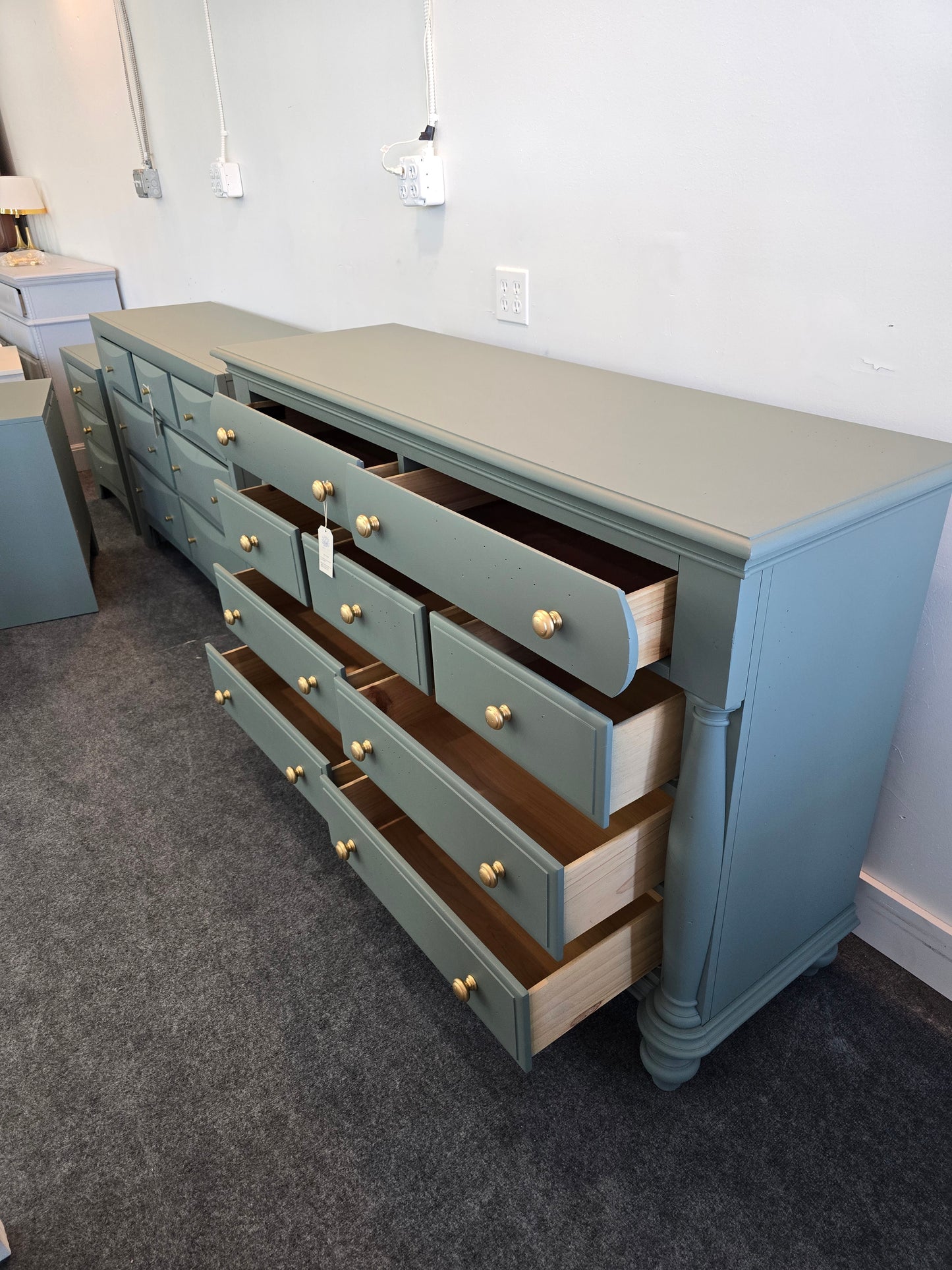 Liberty 9 drawers green dresser