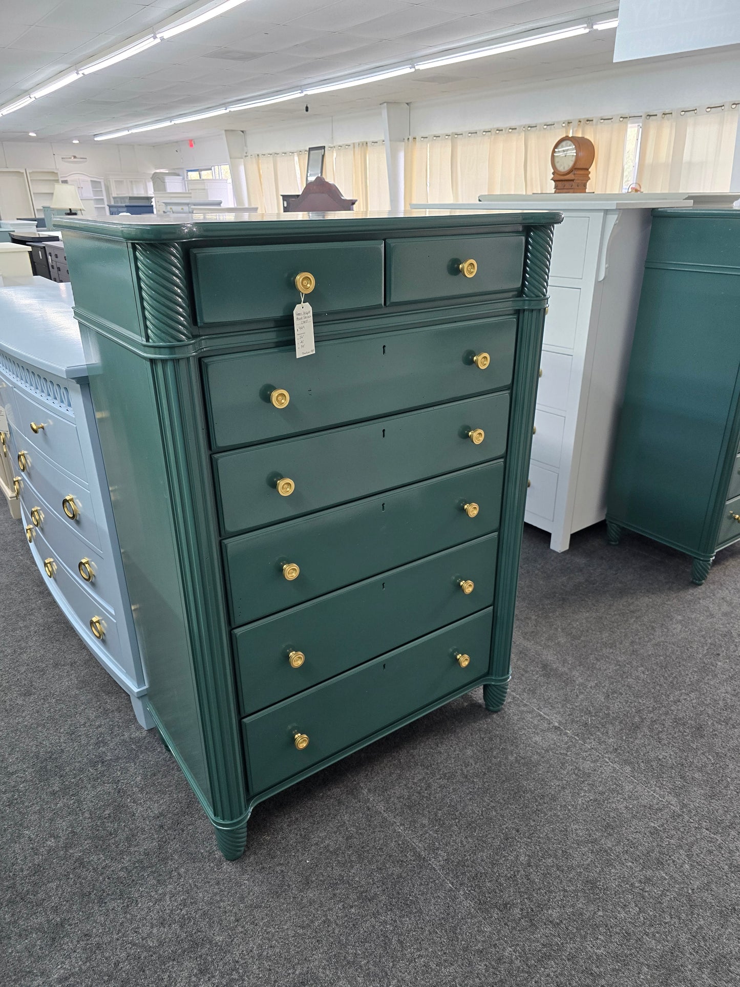 Mount Vernon green lacquered chest