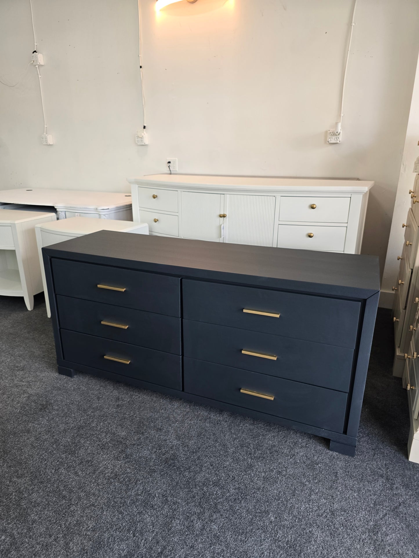 6 drawers inkwell dresser