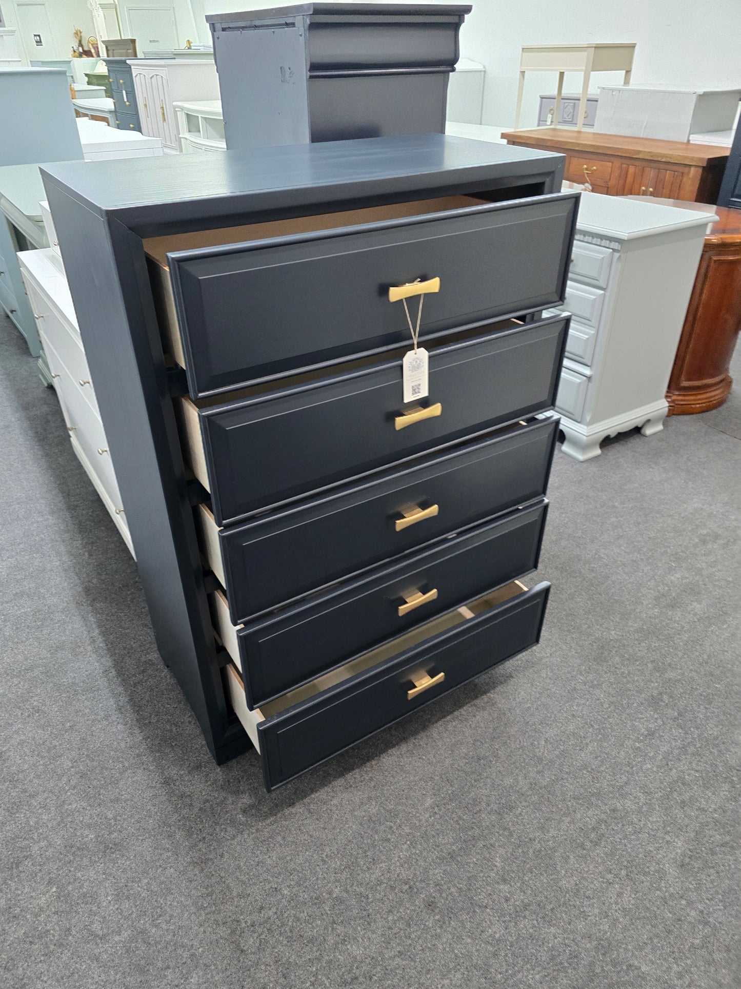 Modern 5 drawers black chest