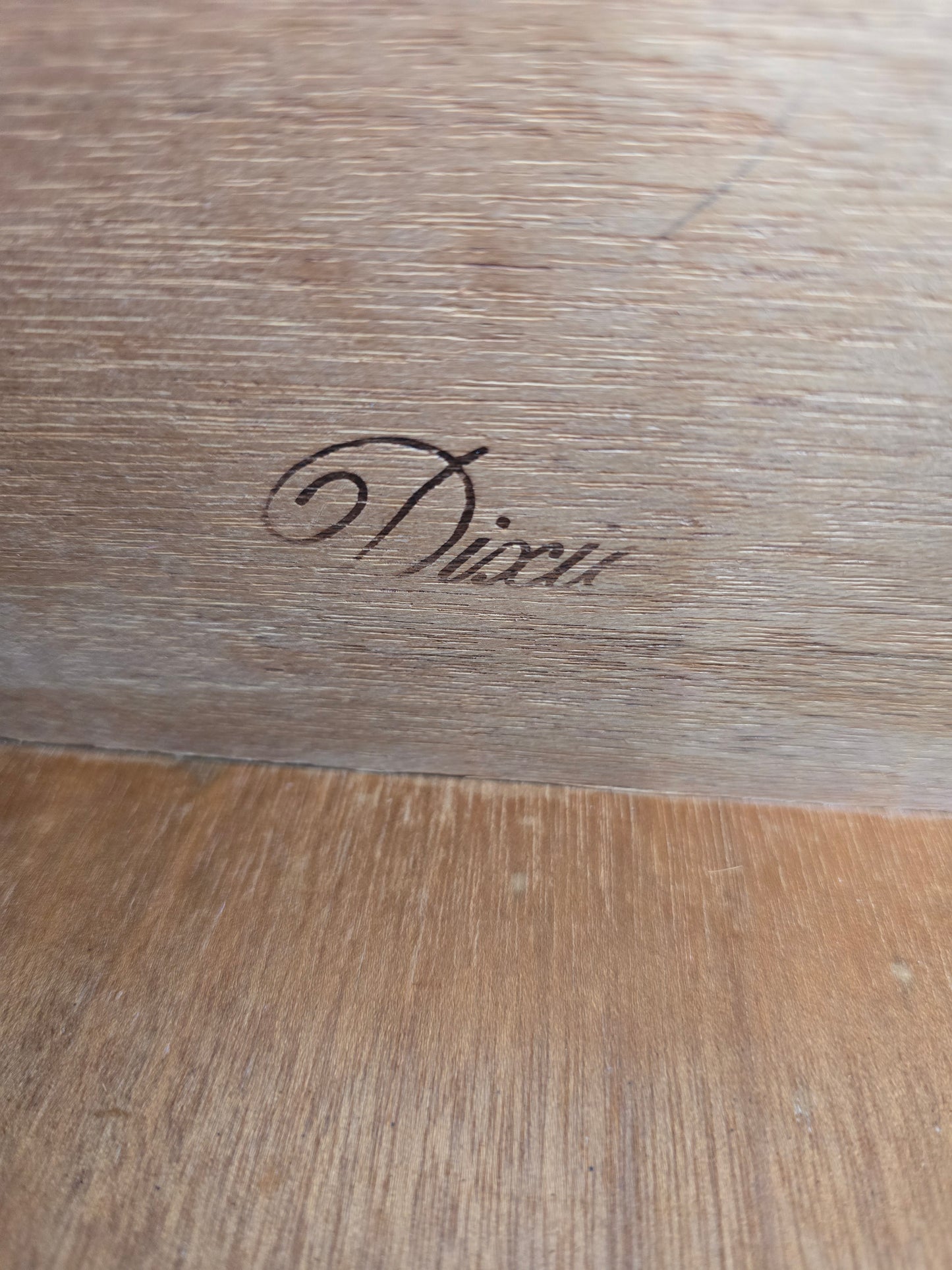 Dixie Regency lacquered high gloss dresser