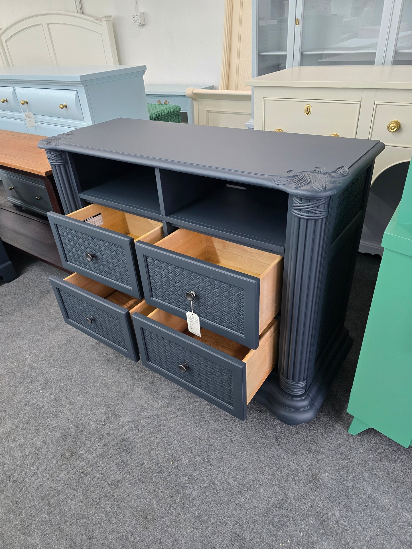 Inkwell tropical 4 drawers dresser/stand