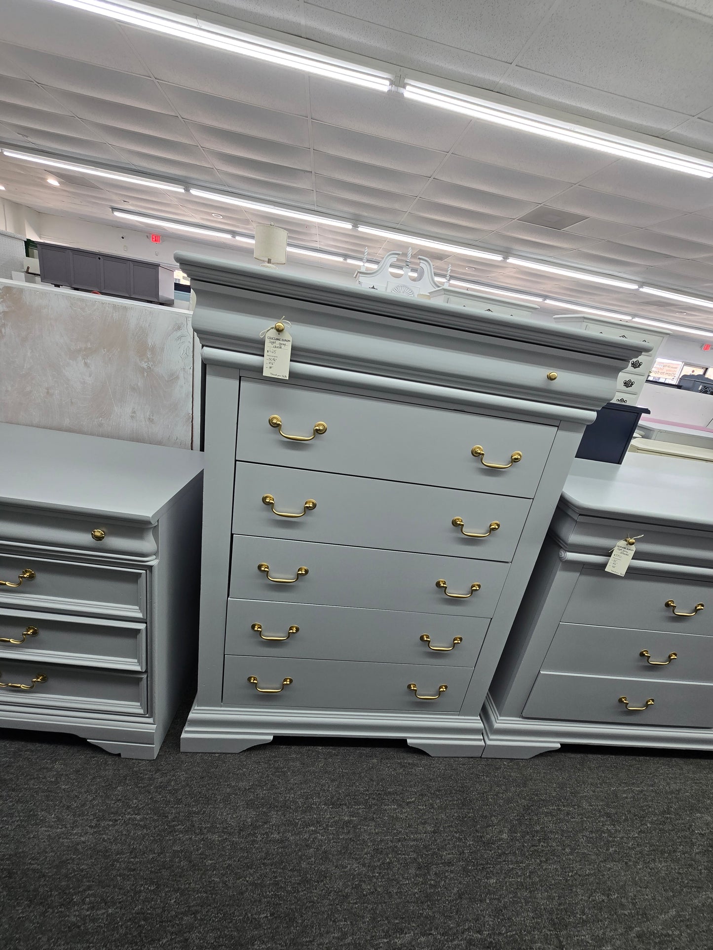 Colezione Europa gray chest