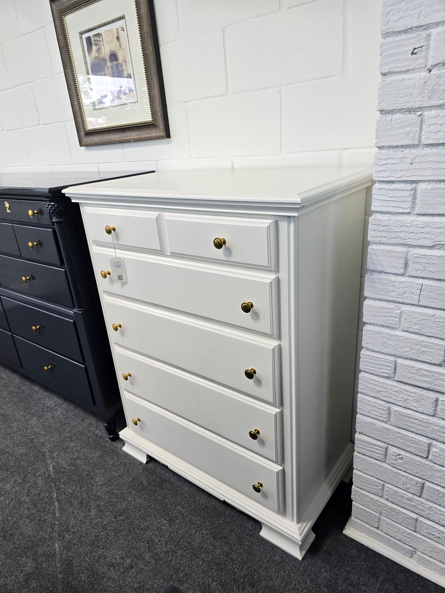 Cute off white Kincaid chest