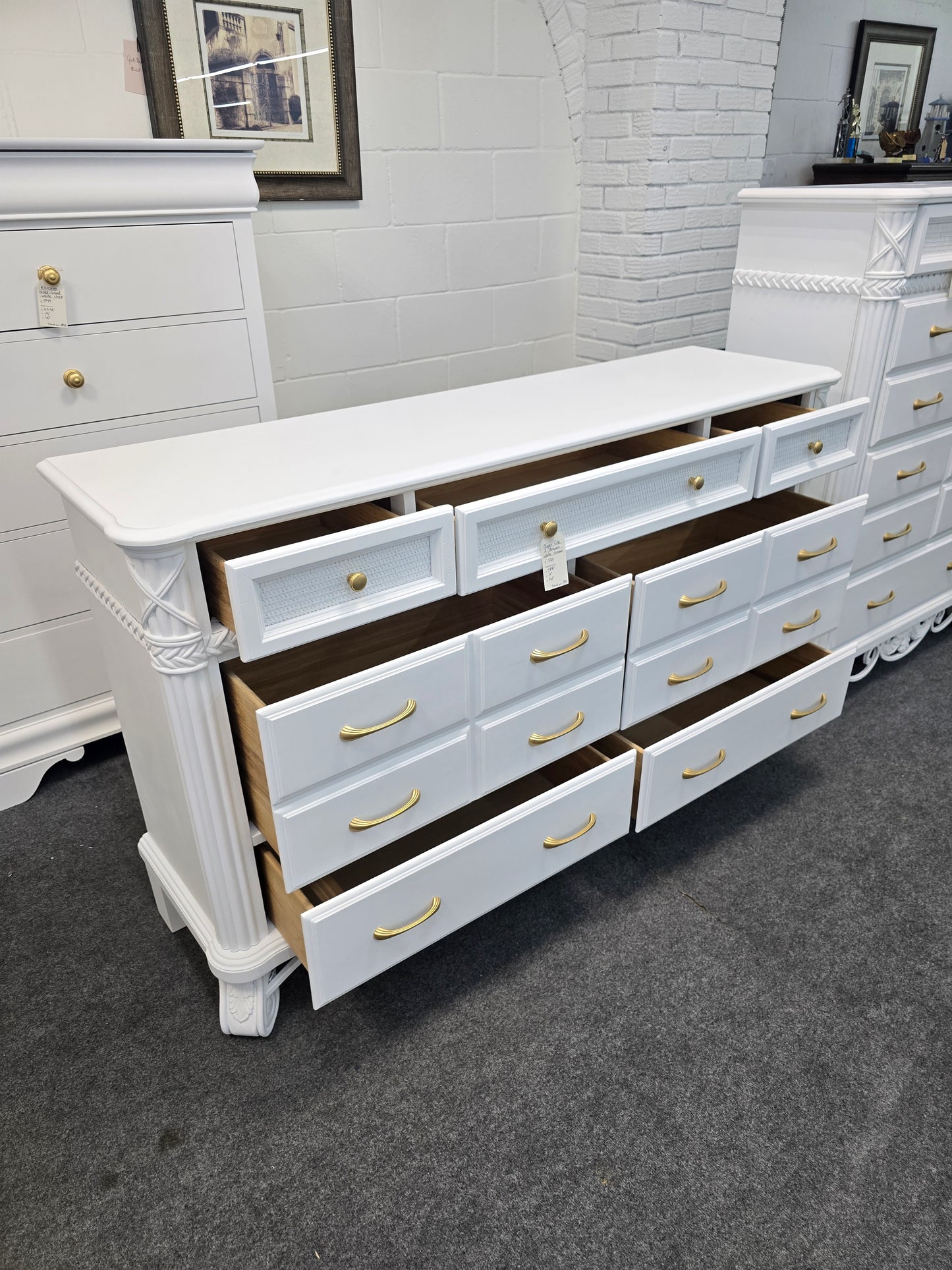 Super cute white 7 drawers dresser