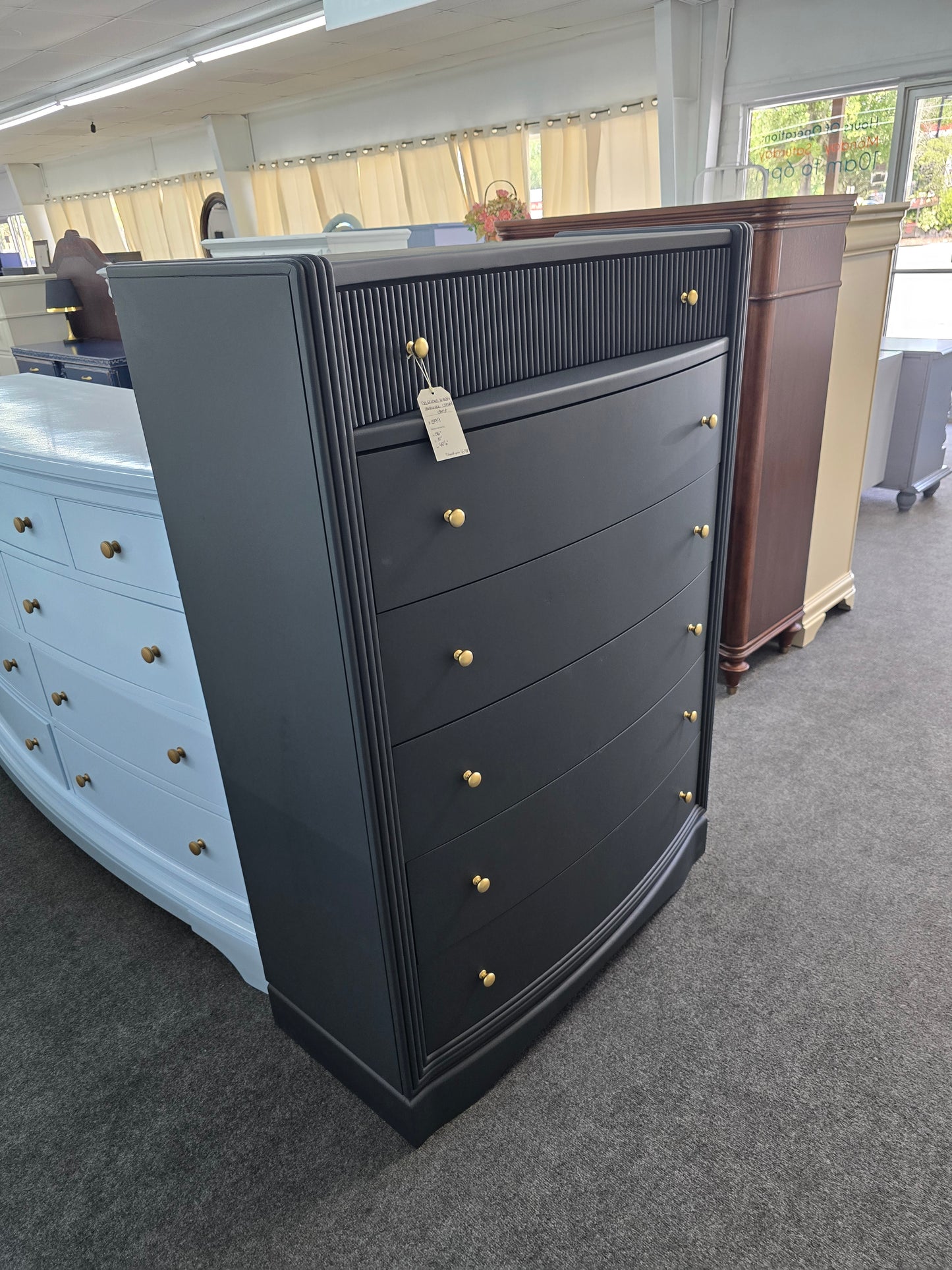 Colezione Europa inkwell chest