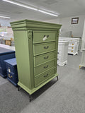 Matte green 5 drawers chest