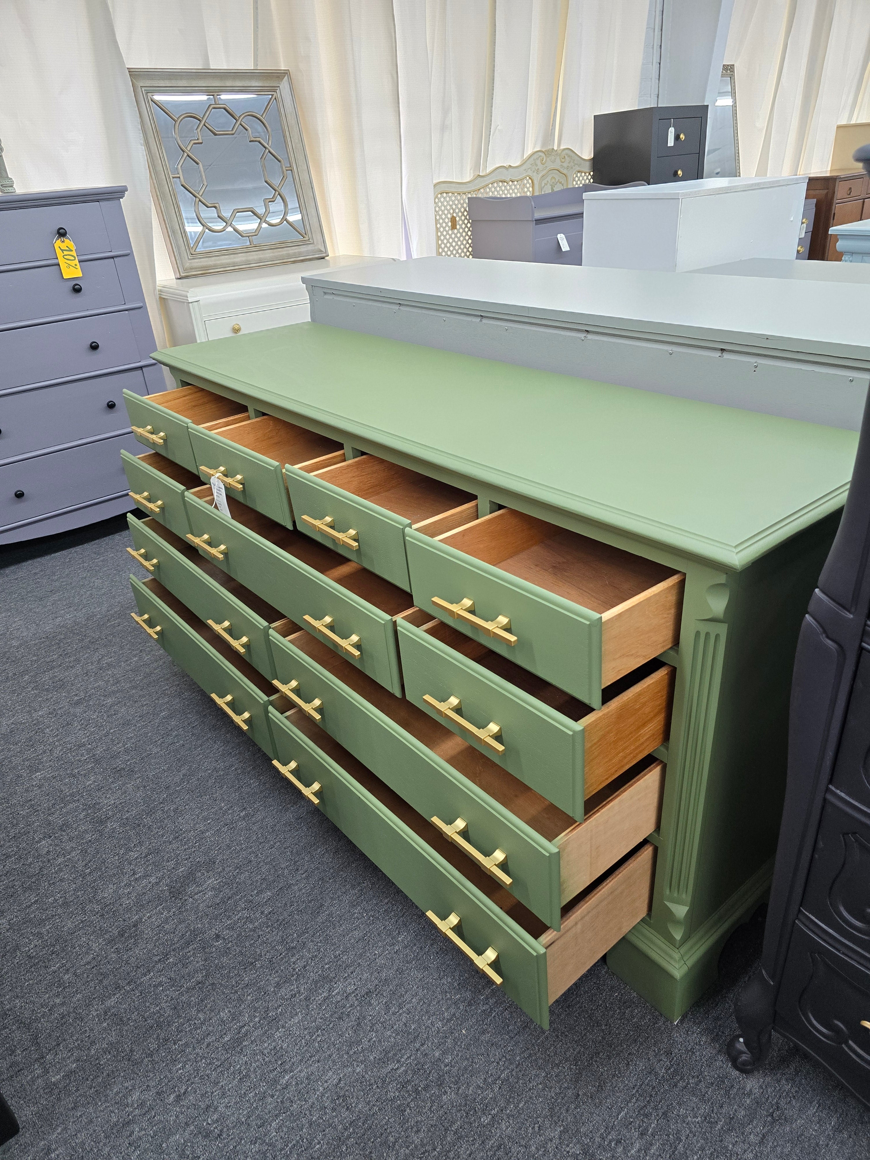 11 drawers matte green dresser