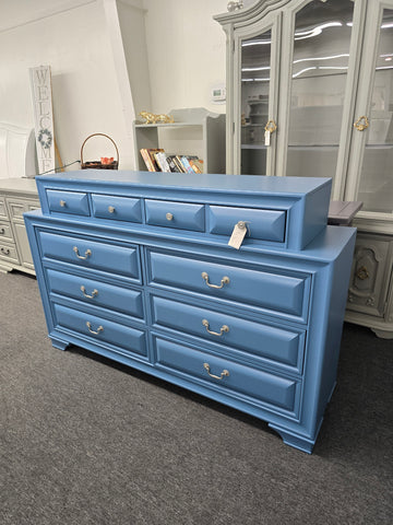 10 drawers blue dresser