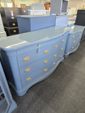 Blue lacquer 8 drawers dresser