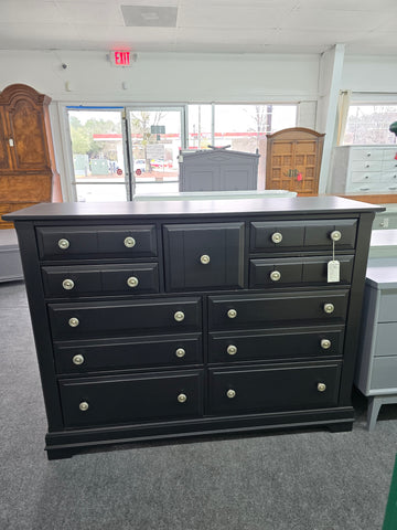 Vaughan Bassett black dresser