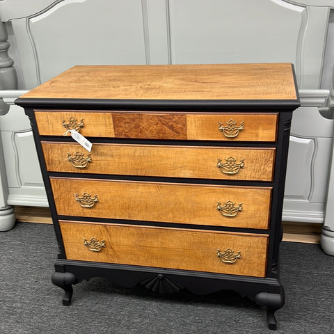 Queen Anne All solid wood dresser