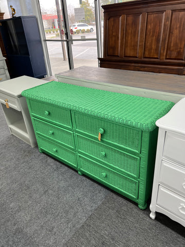 Wicker green dresser