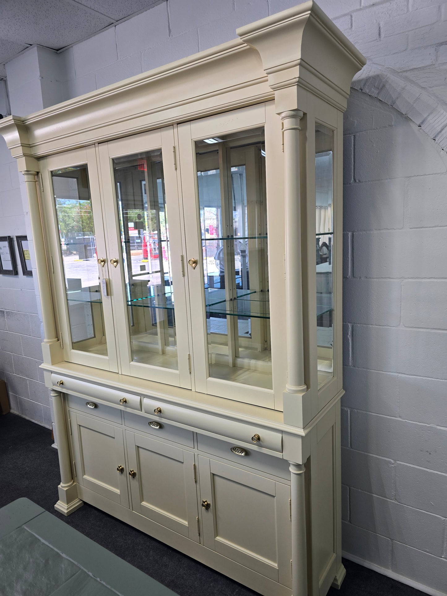 Bassett pale yellow lacquered china cabinet