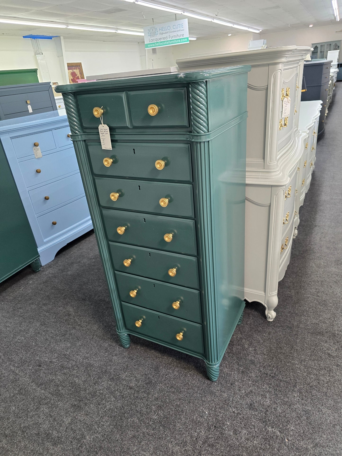 Mount Vernon green lacquered lingerie chest