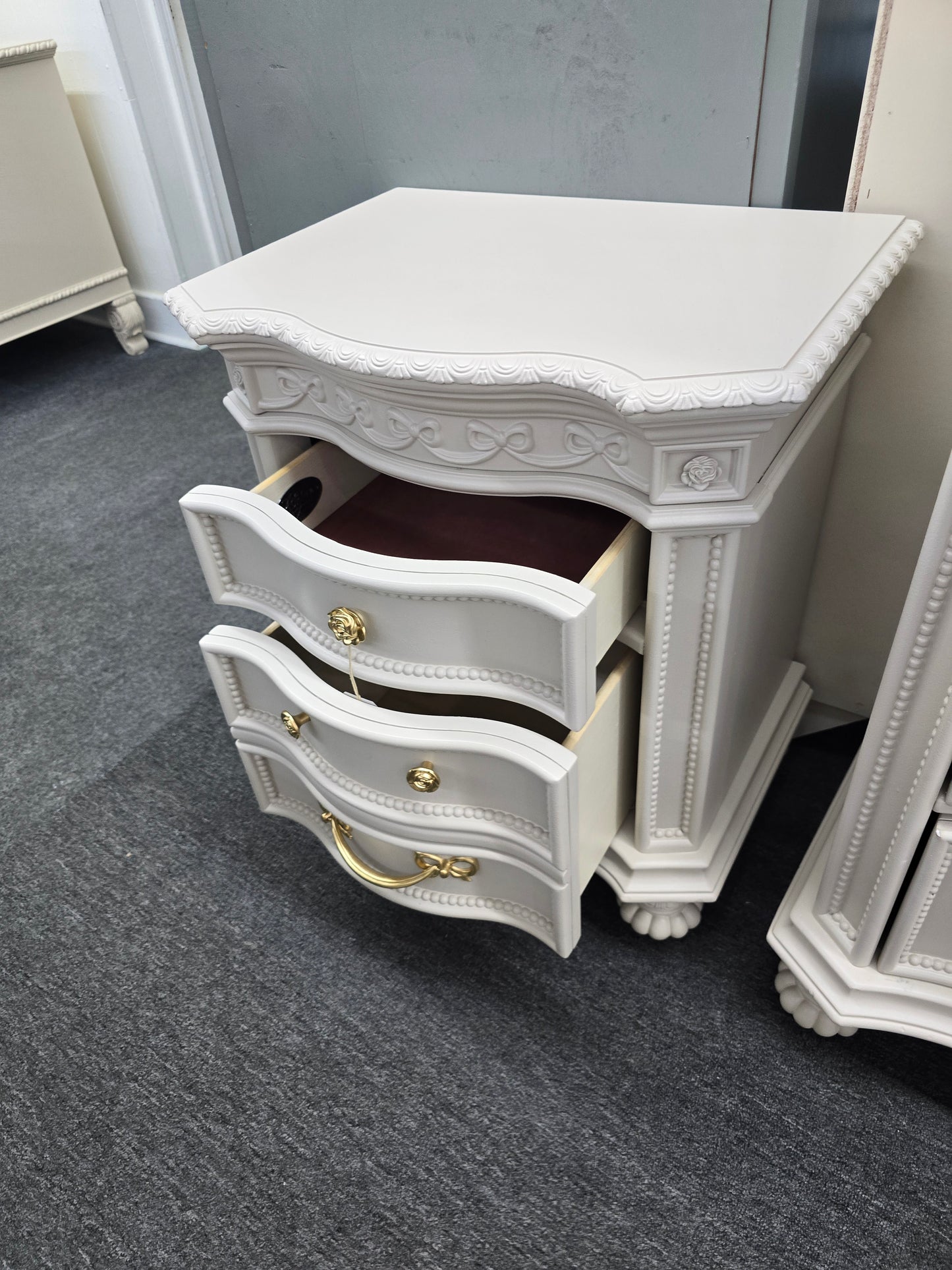 Disney creamy princess nightstand