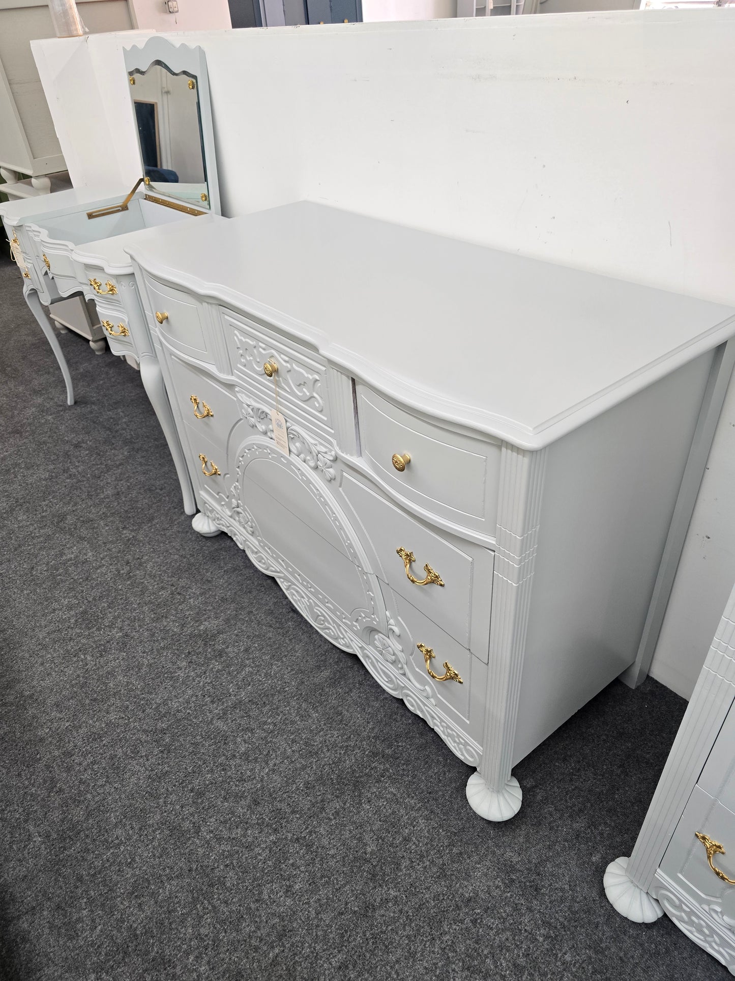 Antique blue Lacquered dresser
