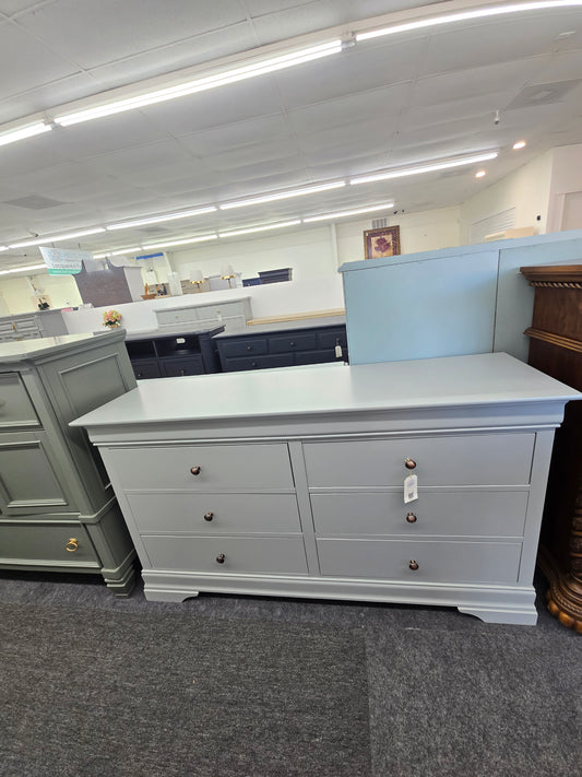 6 drawers gray dresser