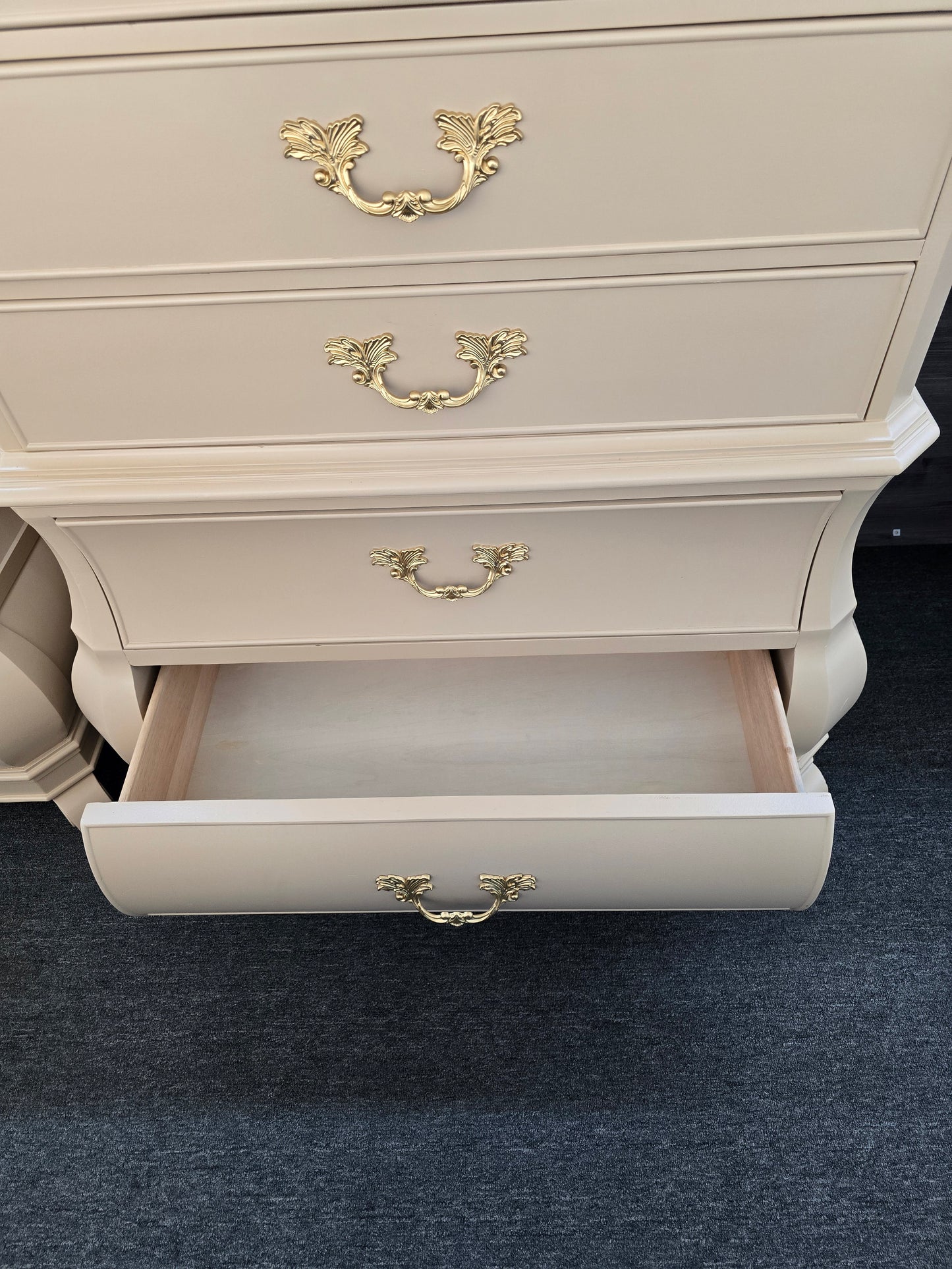 Bombay beige tall chest