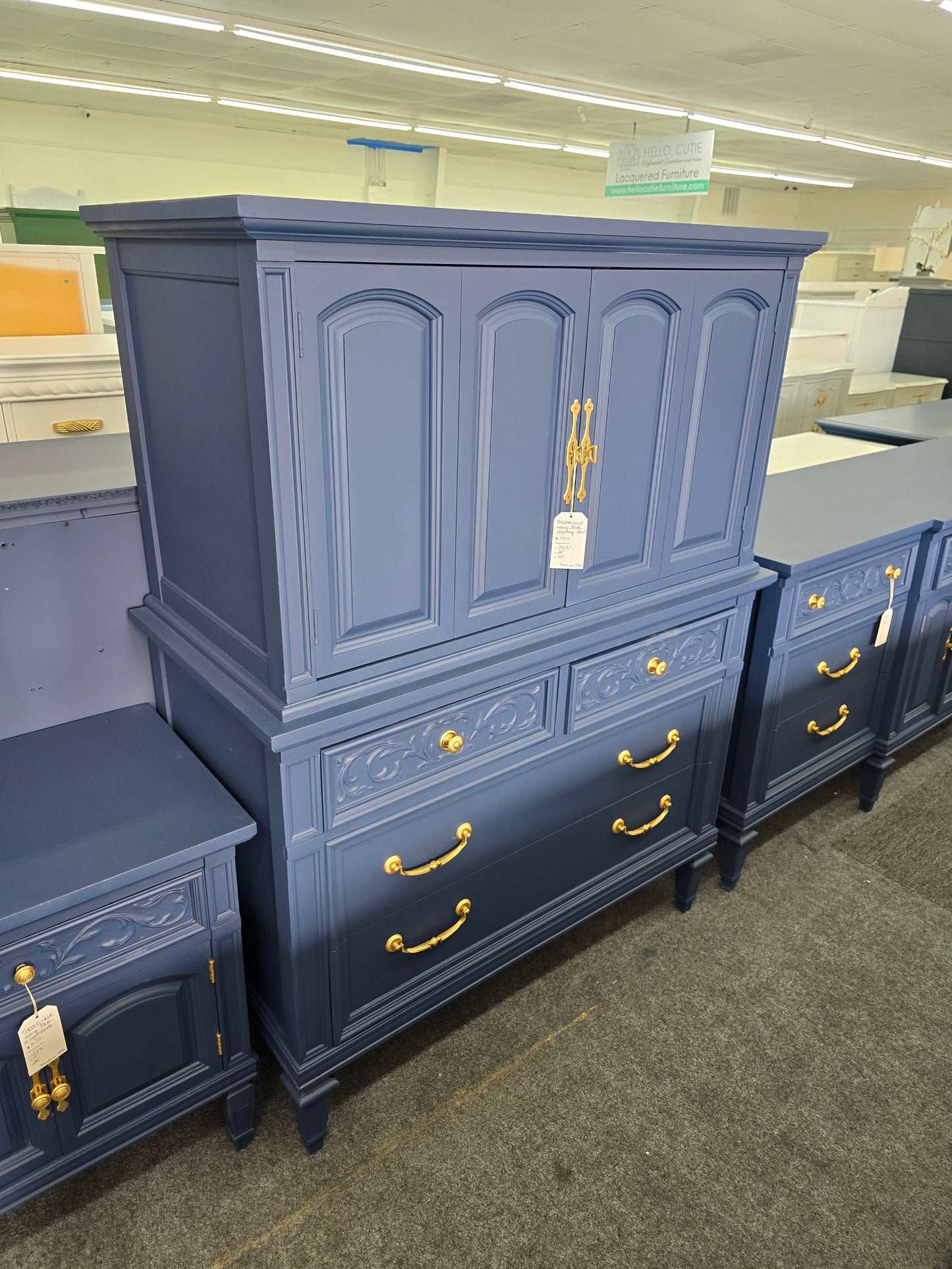 Thomasville navy blue Regency chest